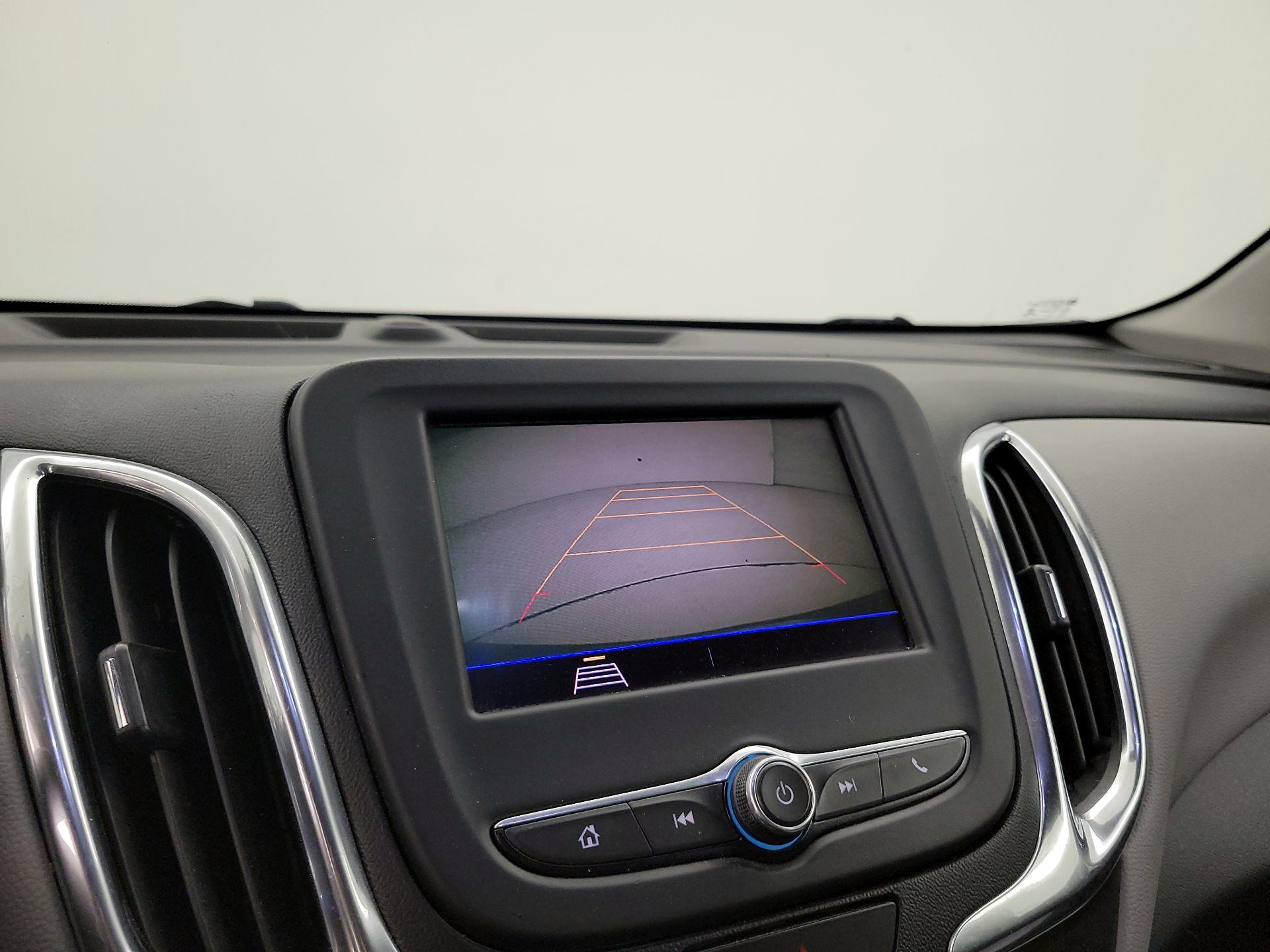 Thumbnail: 2021 Chevrolet Equinox - 14