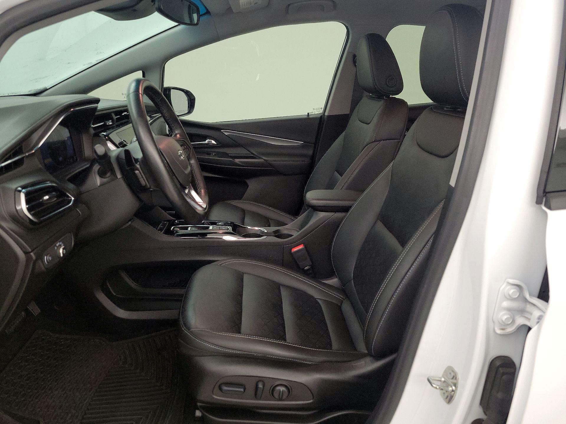 Thumbnail: 2023 Chevrolet Bolt EV - 11