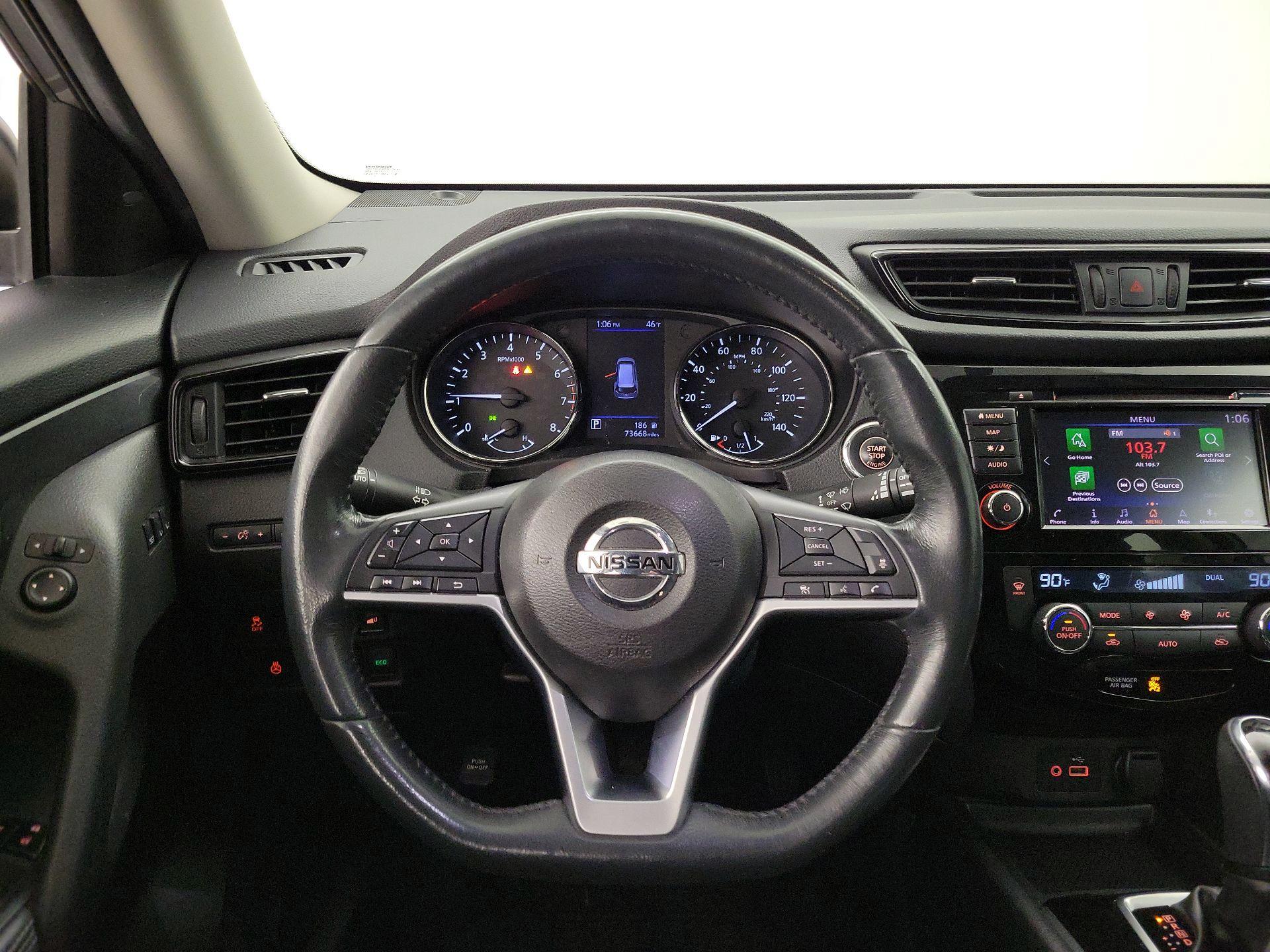 Thumbnail: 2018 Nissan Rogue - 10