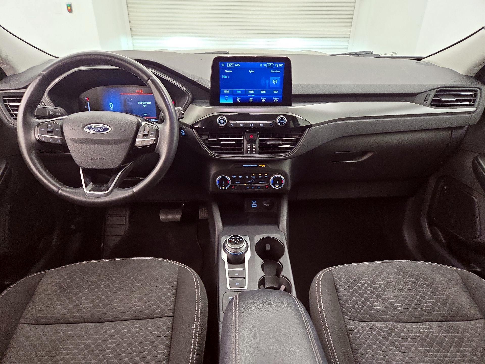 Thumbnail: 2023 Ford Escape - 9