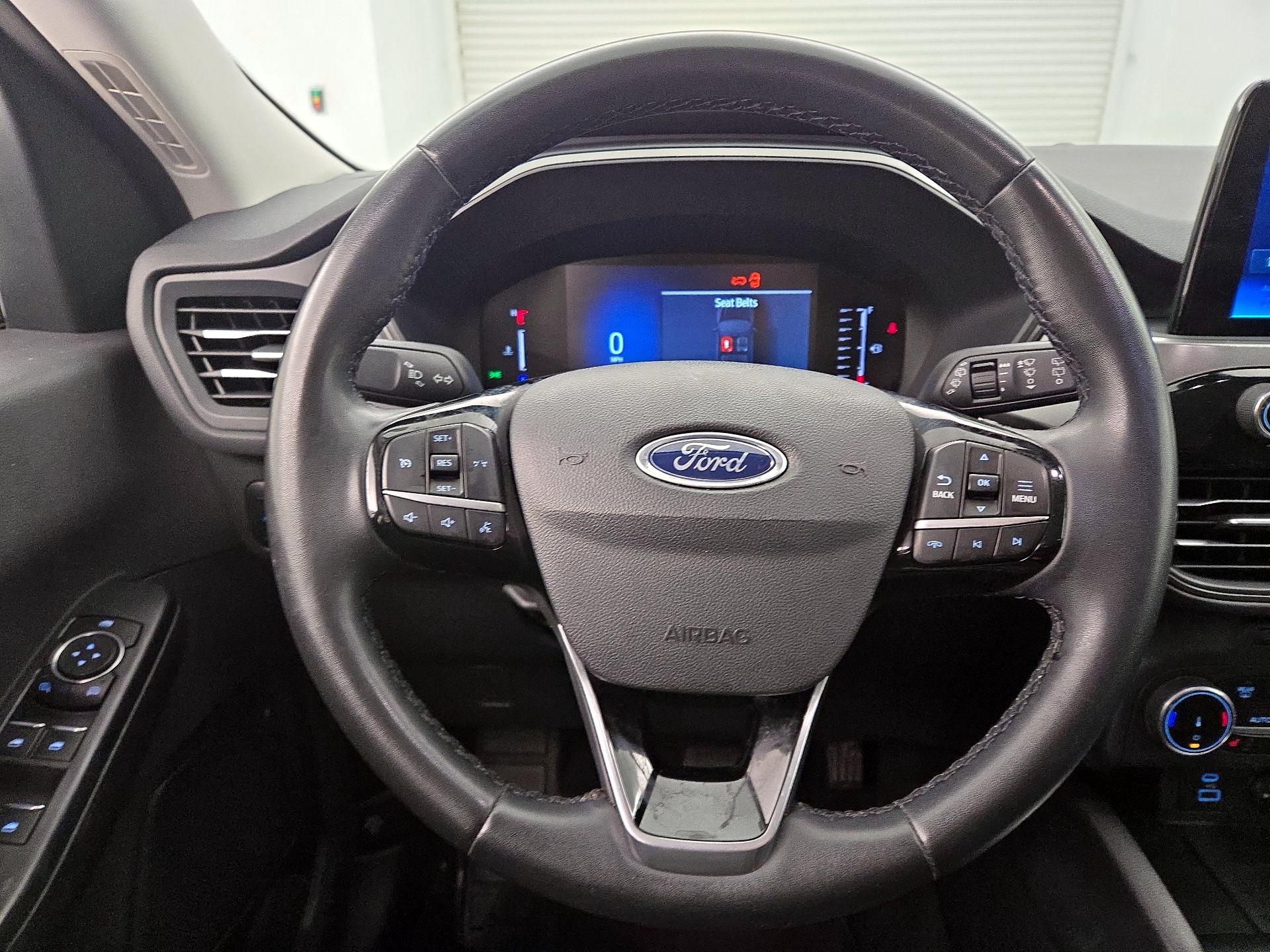 Thumbnail: 2023 Ford Escape - 10