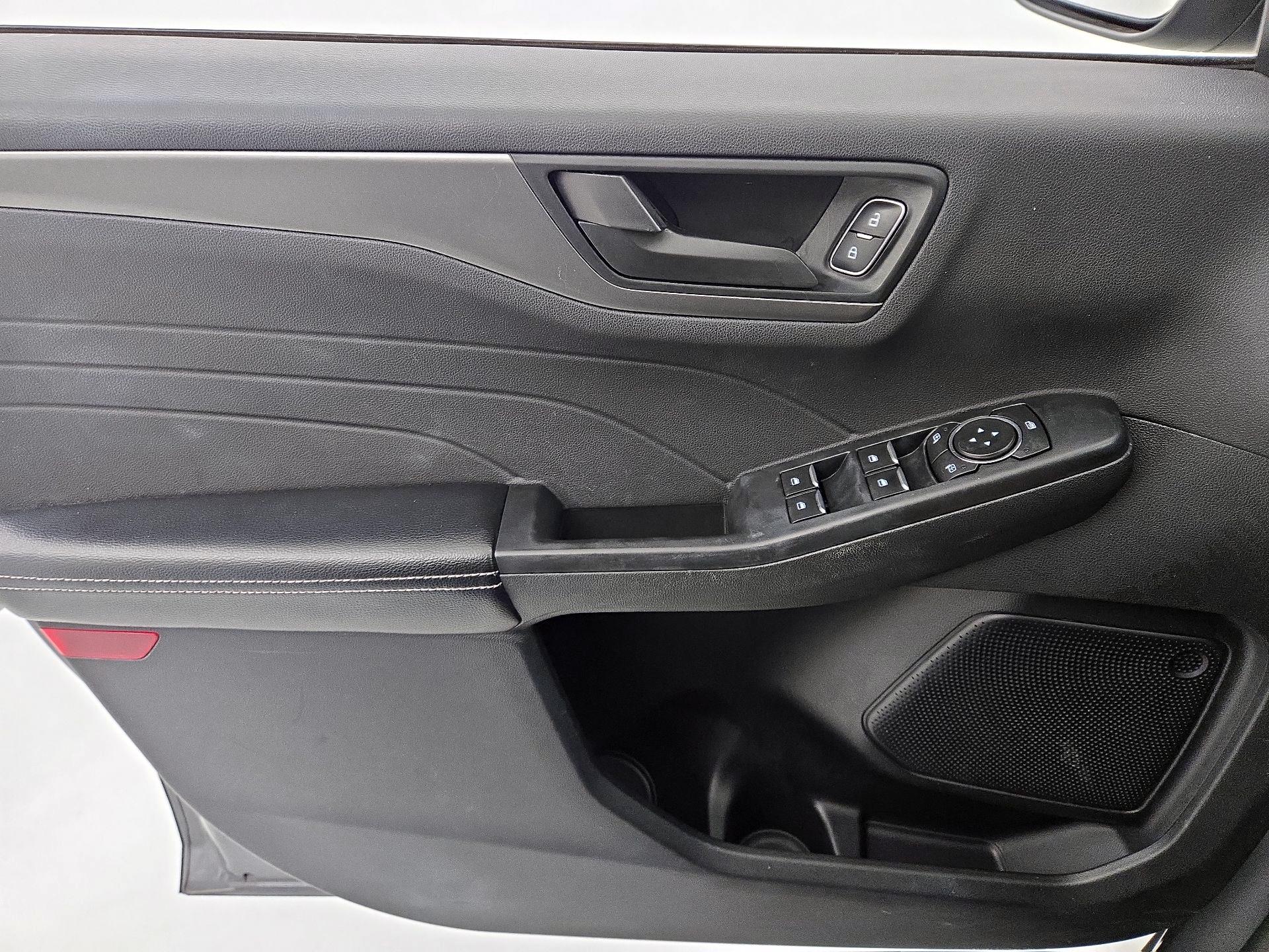 Thumbnail: 2023 Ford Escape - 12