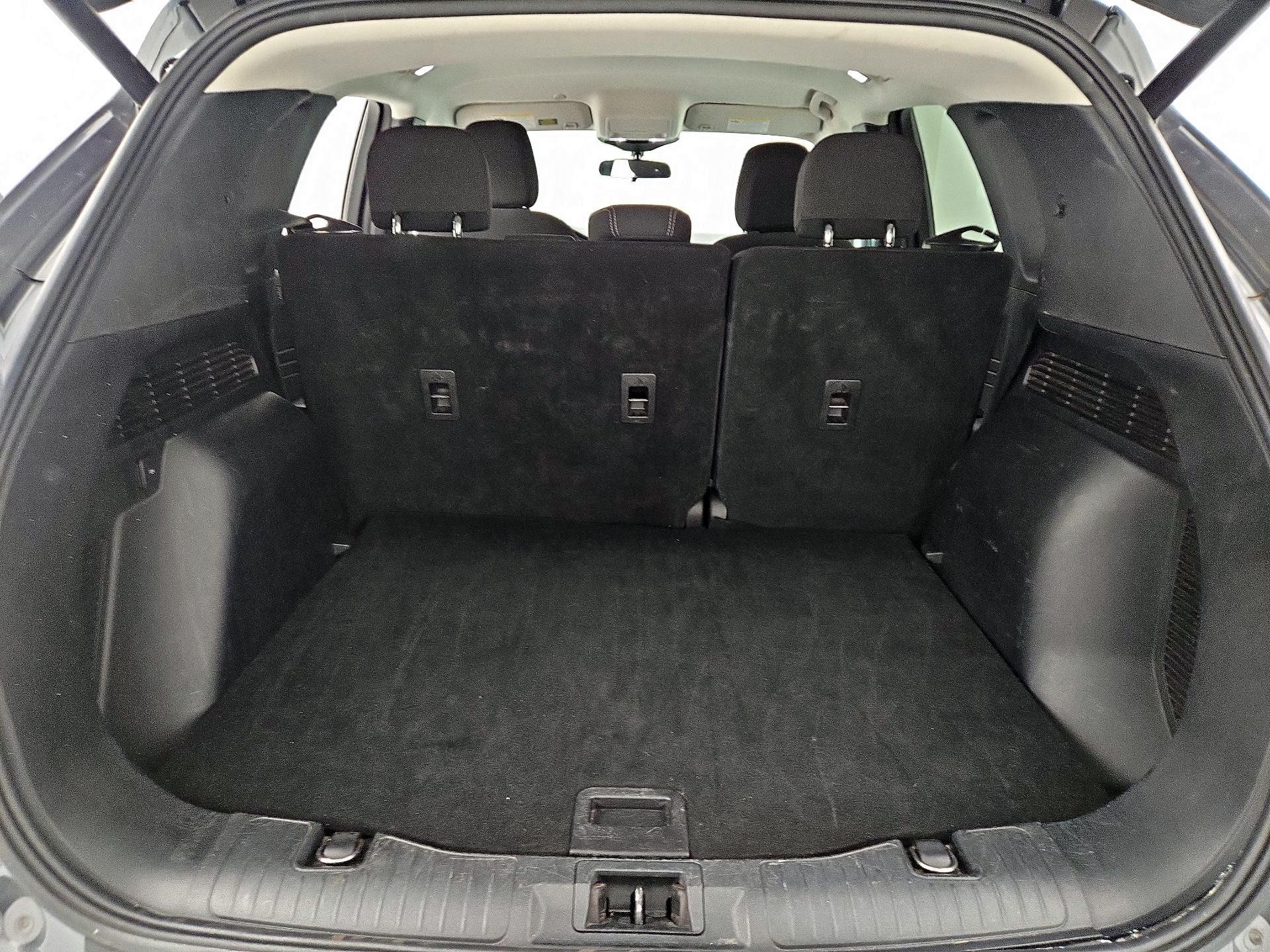 Thumbnail: 2023 Ford Escape - 20