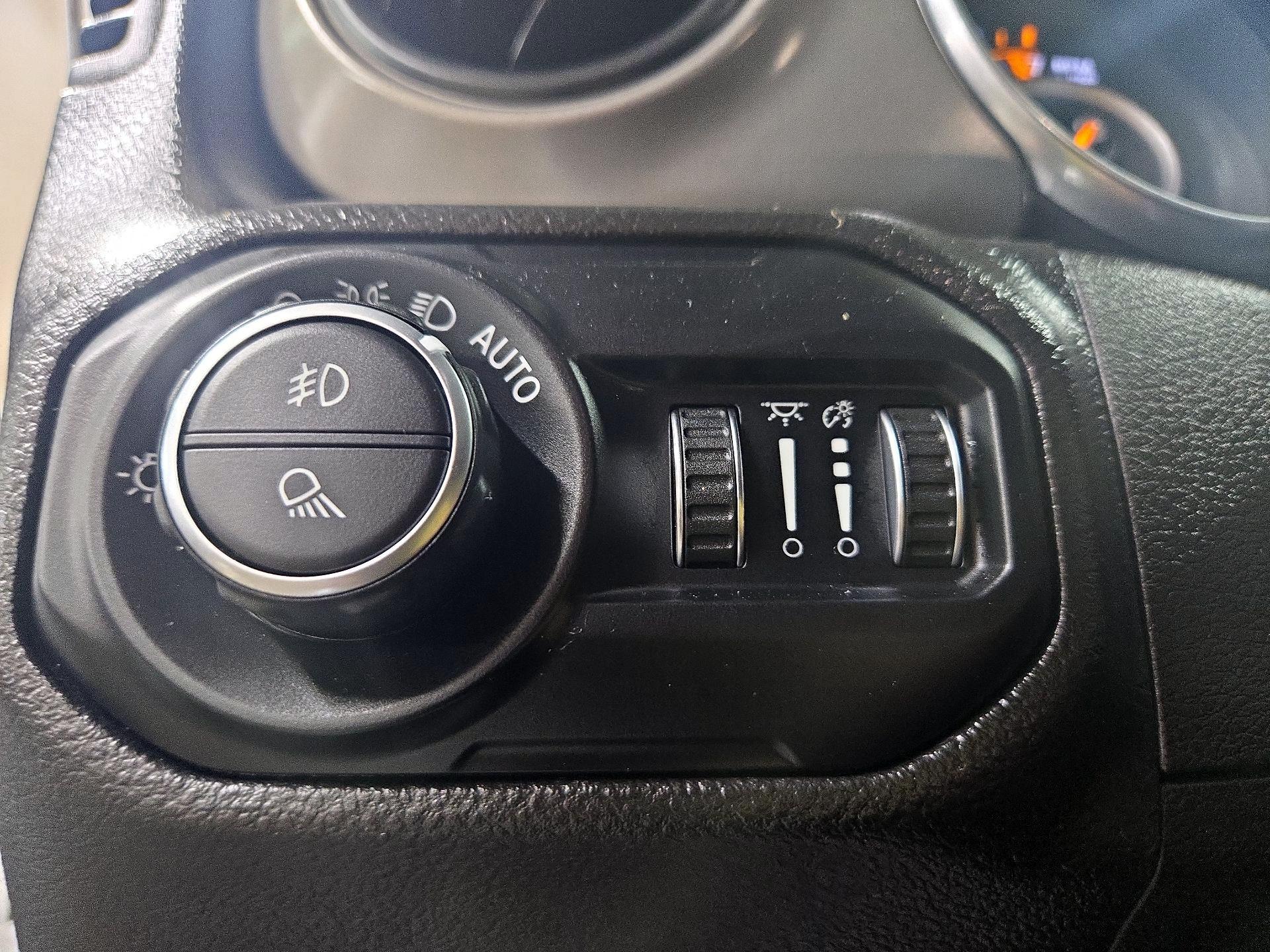 Thumbnail: 2022 Jeep Gladiator - 13