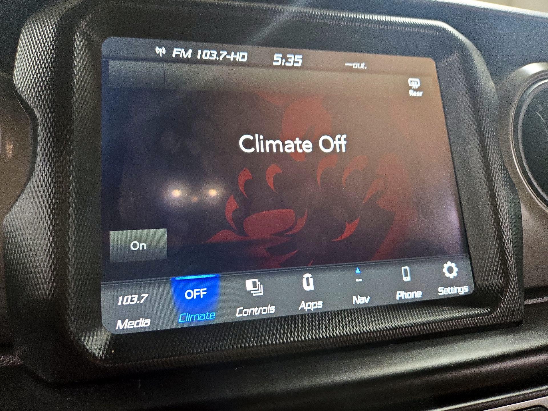 Thumbnail: 2022 Jeep Gladiator - 16