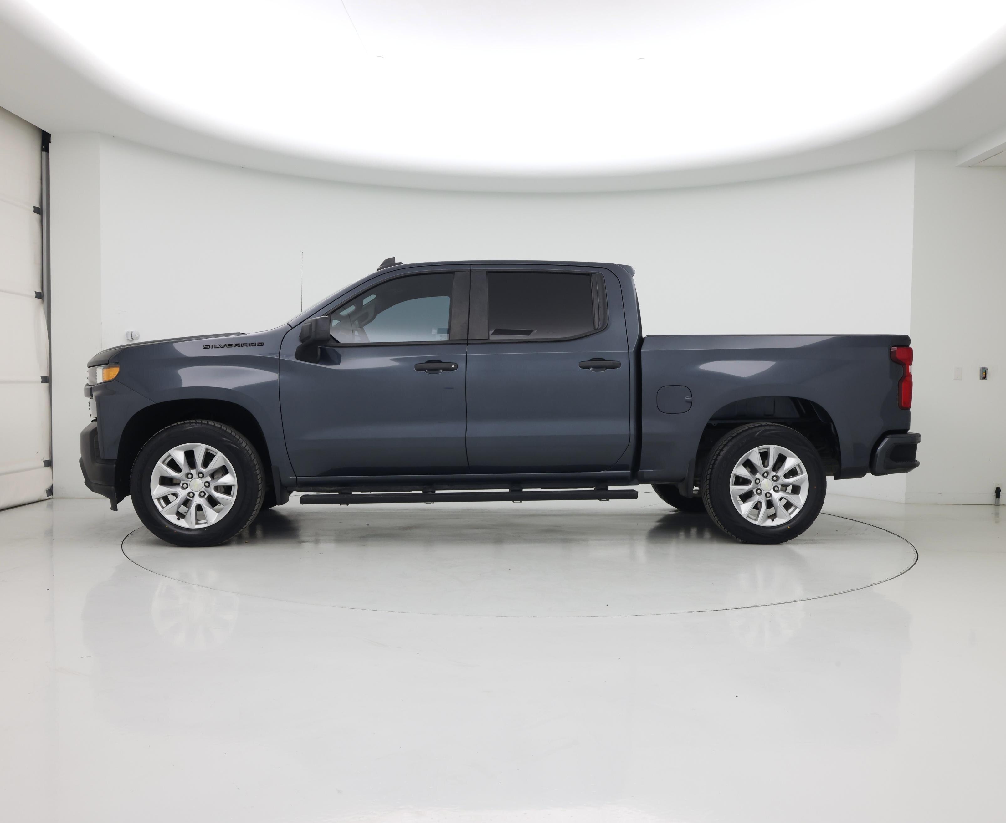 Thumbnail: 2020 Chevrolet Silverado 1500 - 3