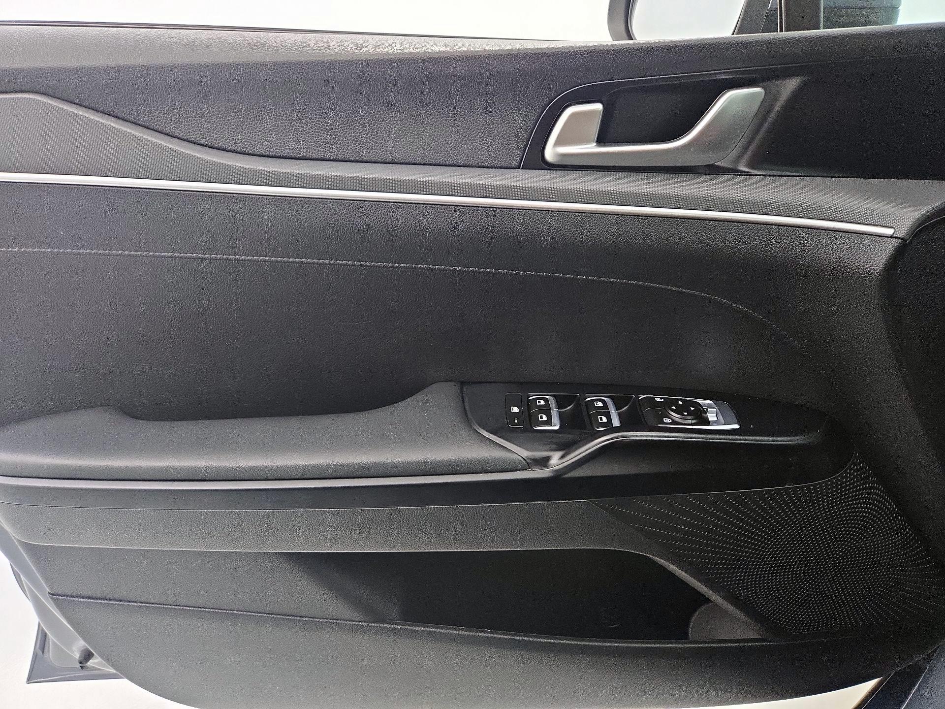 Thumbnail: 2023 Kia K5 - 12