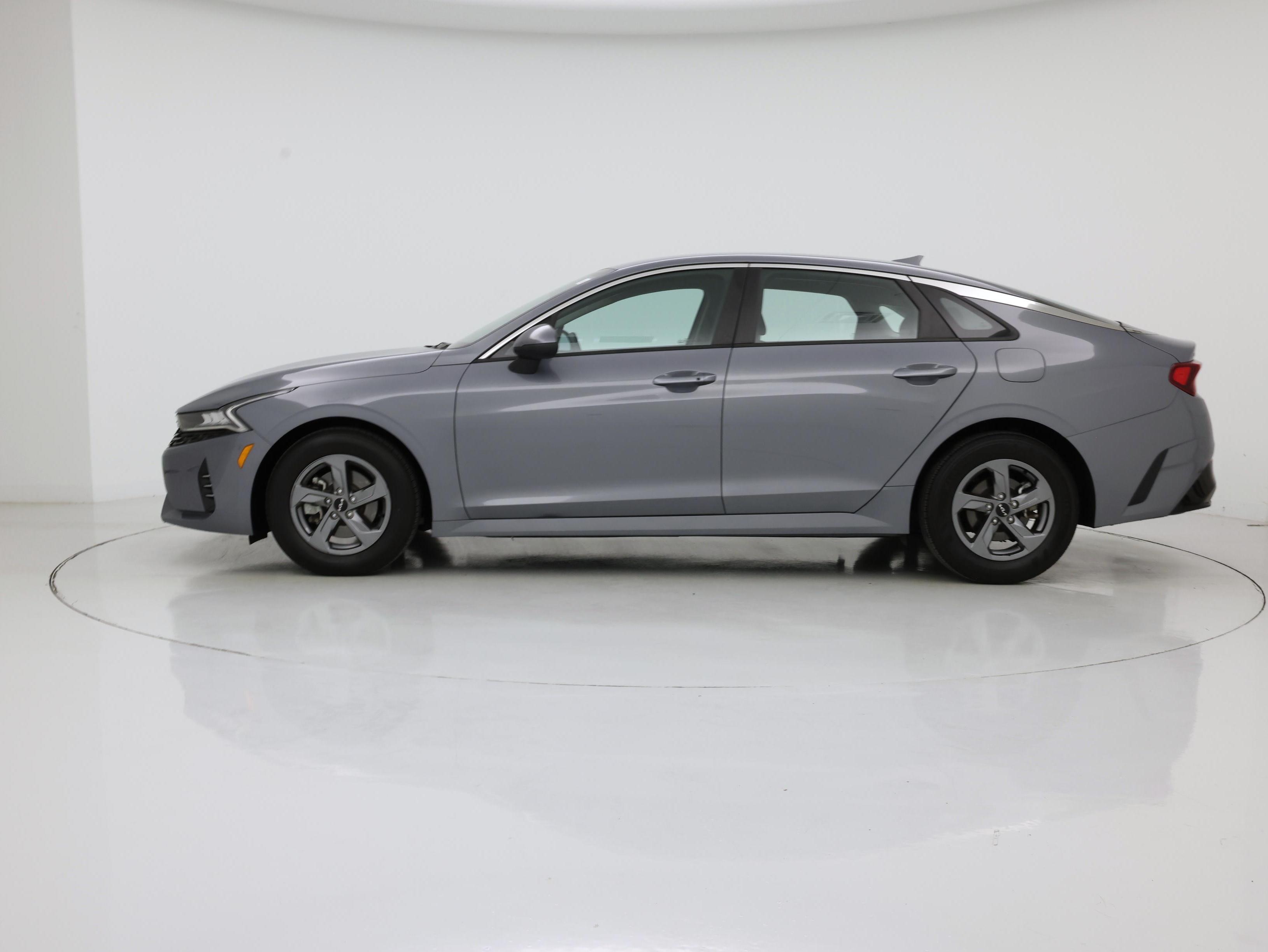 Thumbnail: 2023 Kia K5 - 3