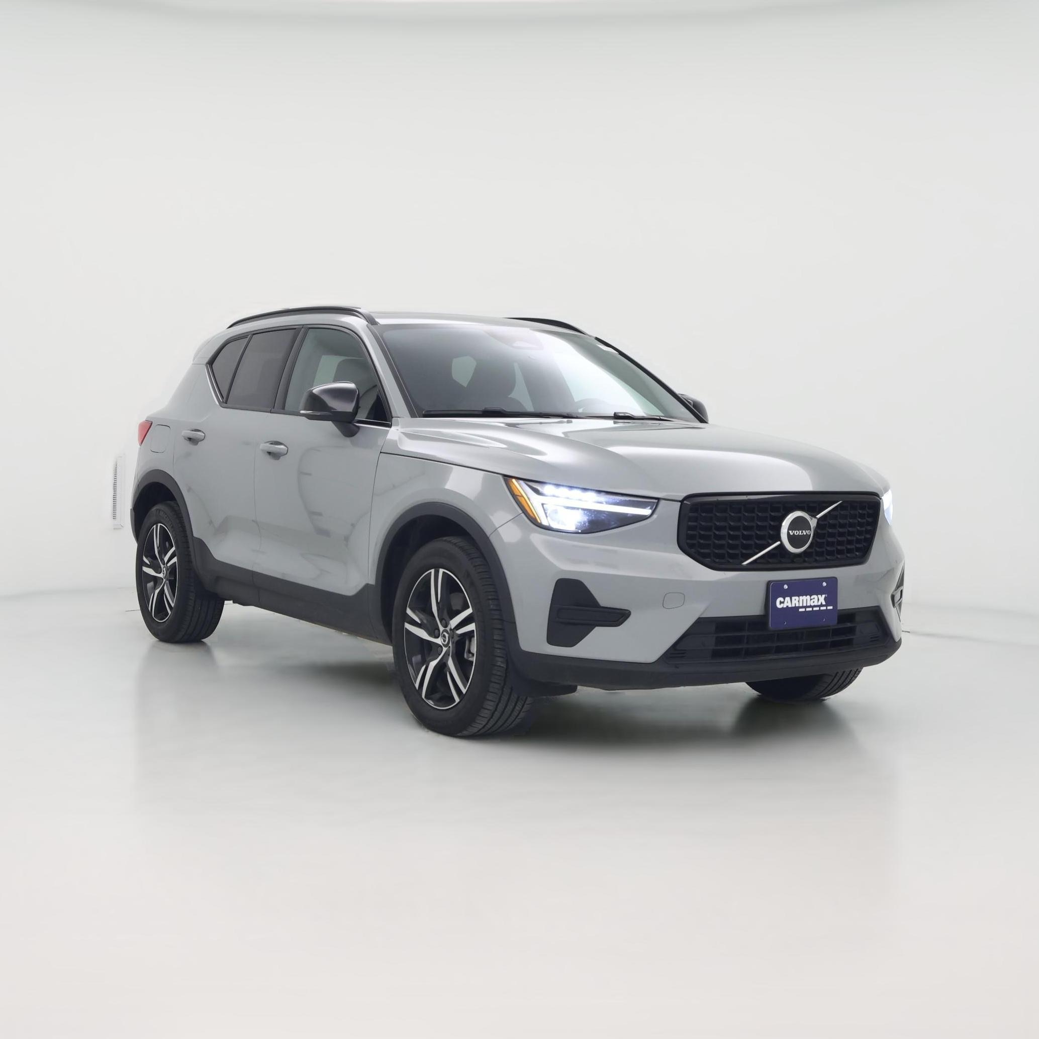 Thumbnail: 2024 Volvo XC40 - 1