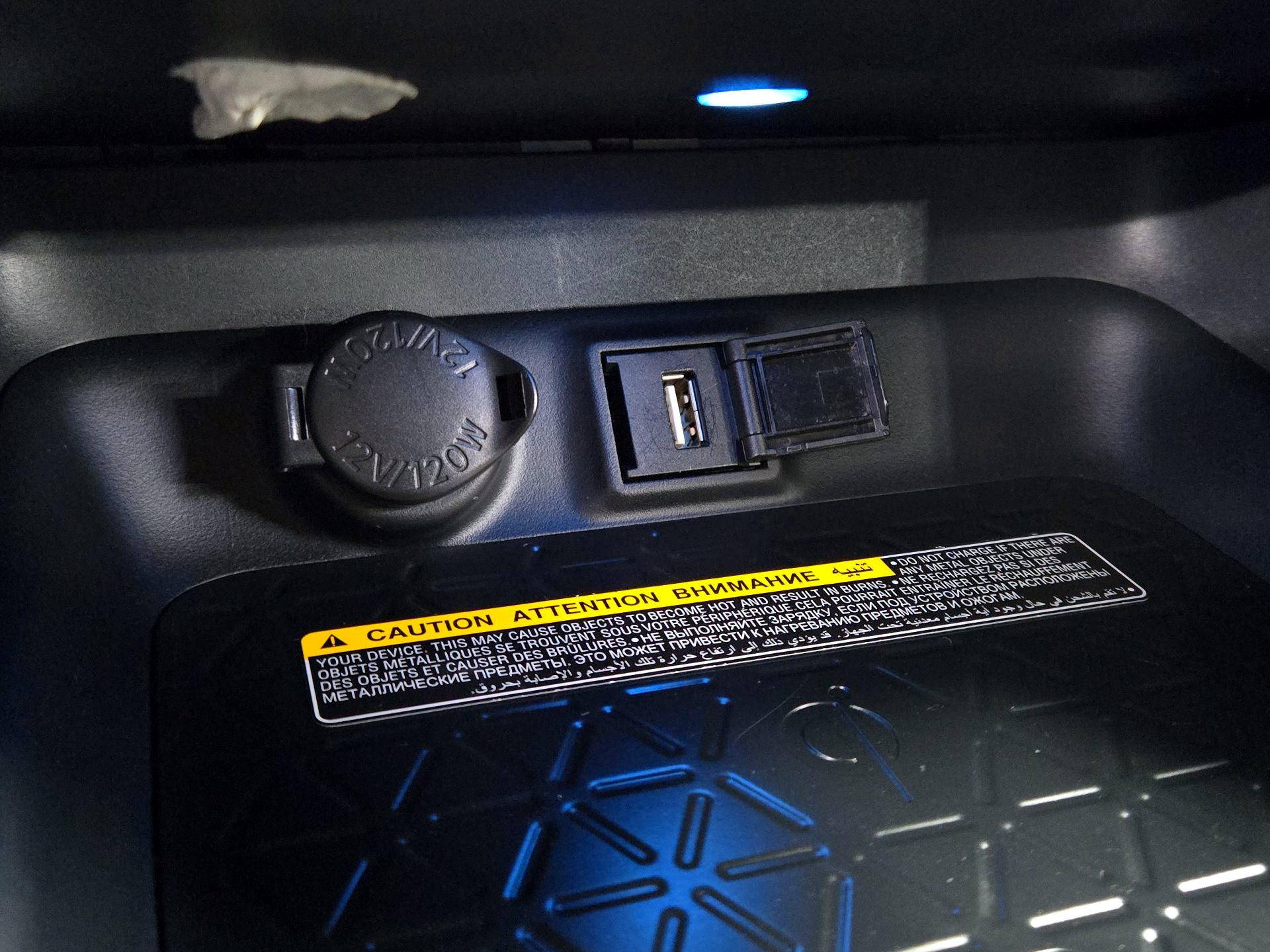 Thumbnail: 2021 Toyota RAV4 - 18