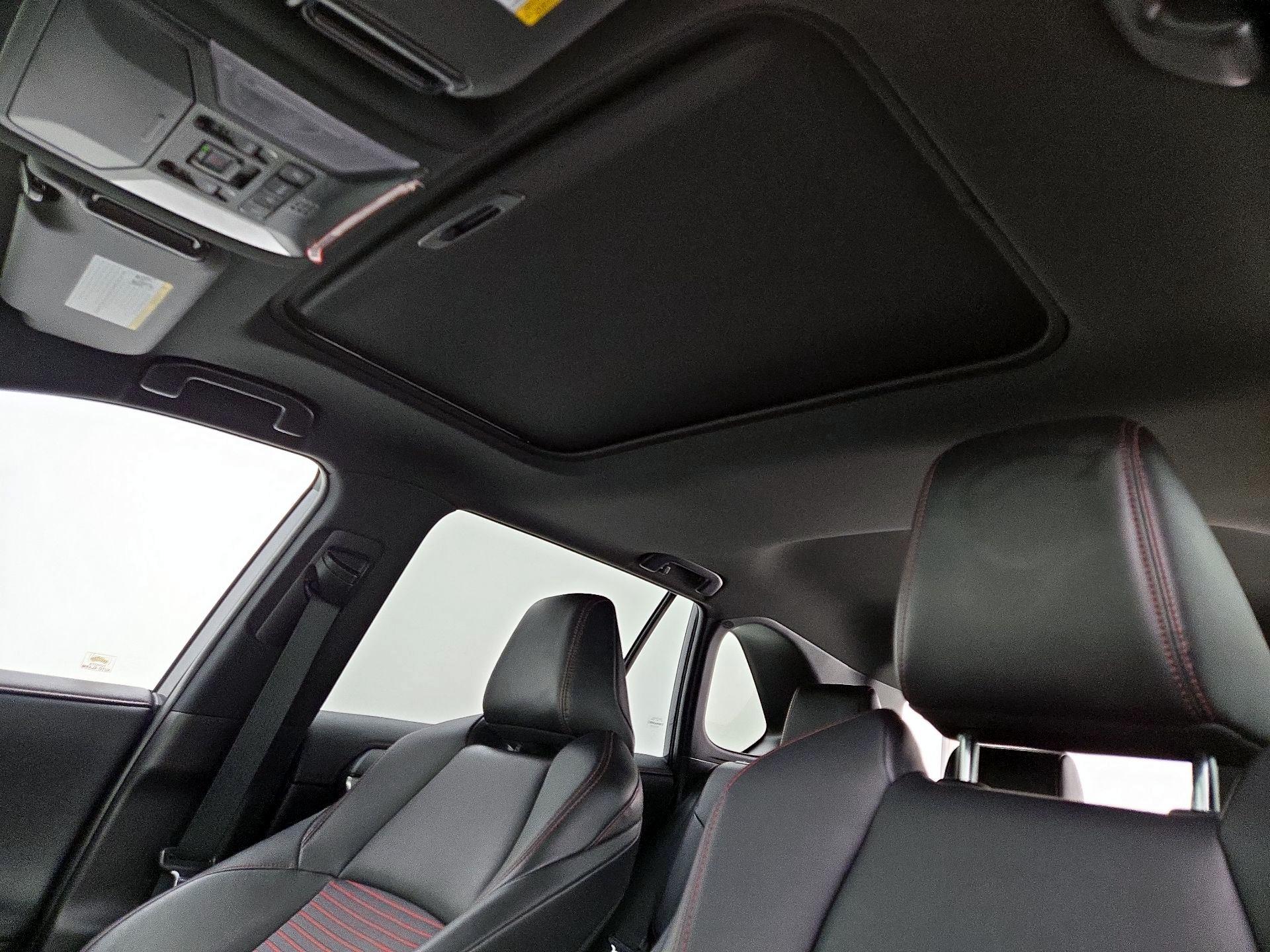 Thumbnail: 2021 Toyota RAV4 - 19