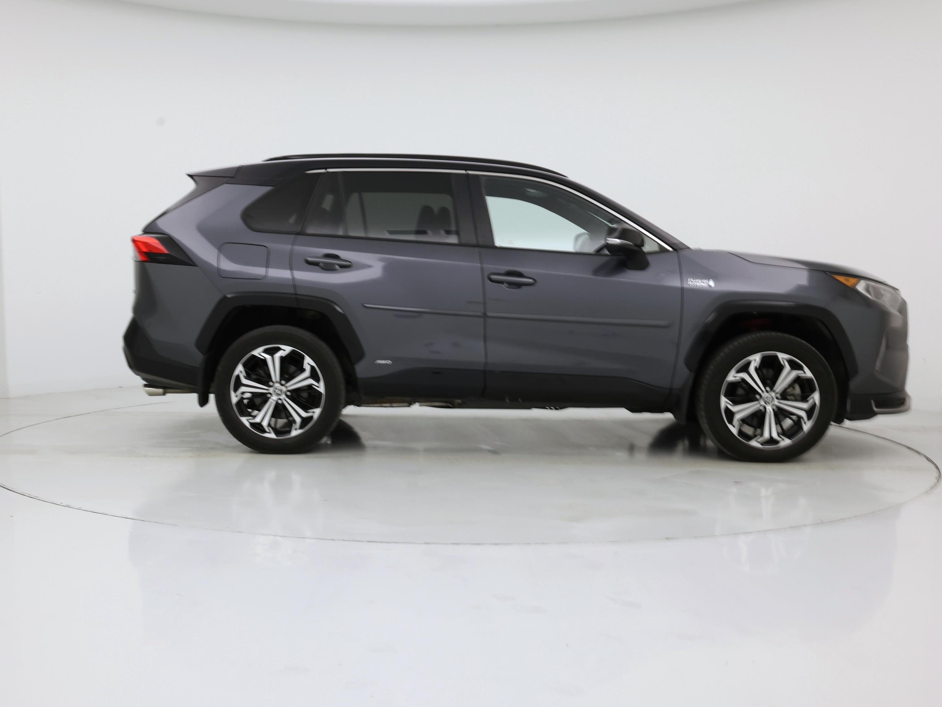 Thumbnail: 2021 Toyota RAV4 - 7