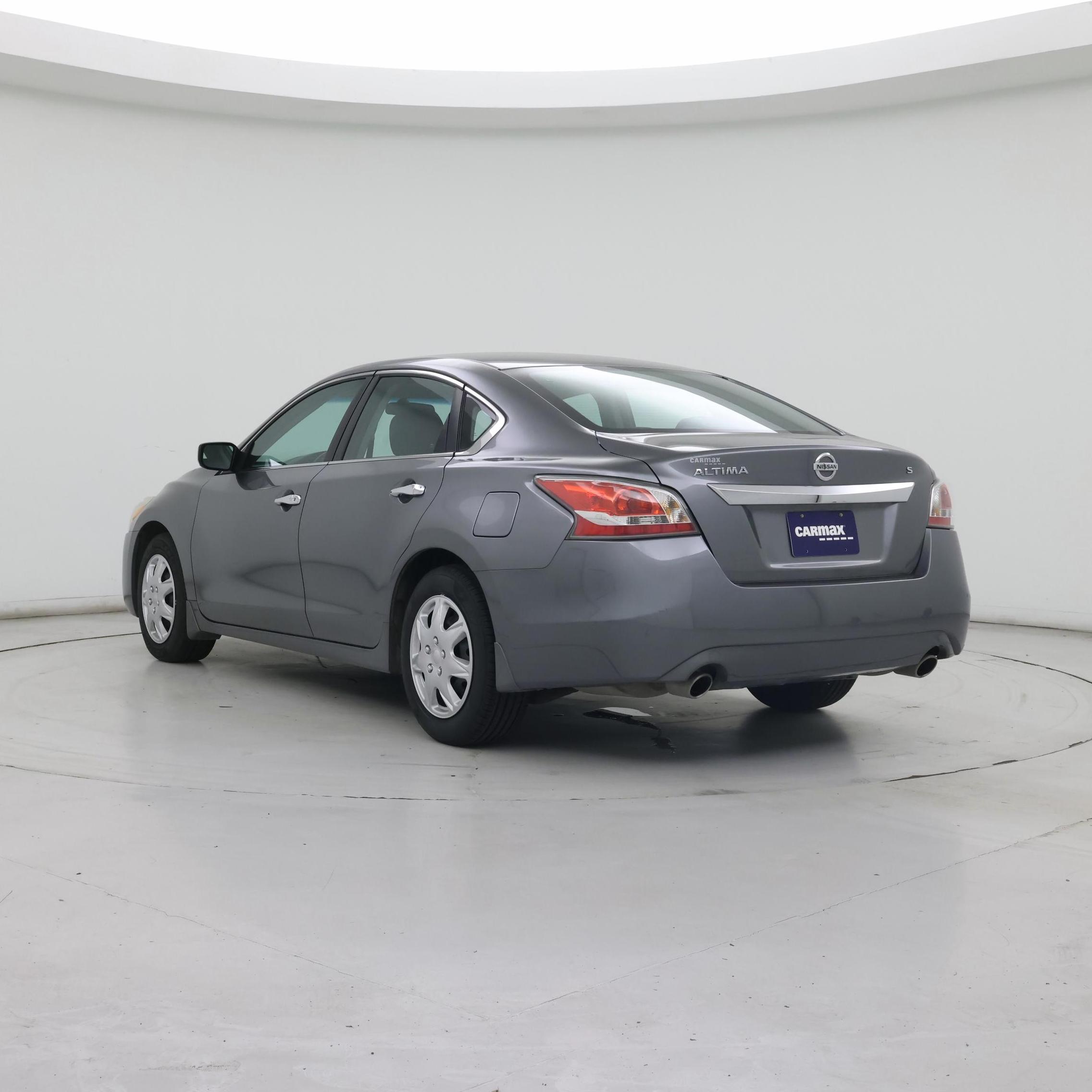 Thumbnail: 2015 Nissan Altima - 2