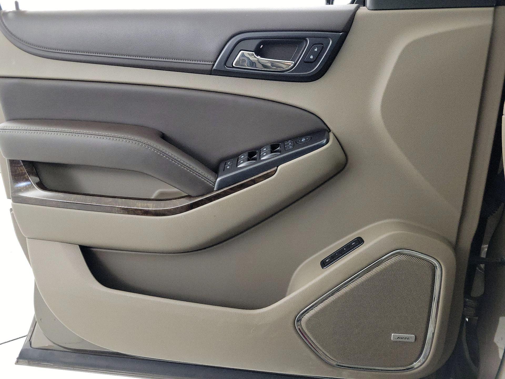 Thumbnail: 2016 Chevrolet Tahoe - 12