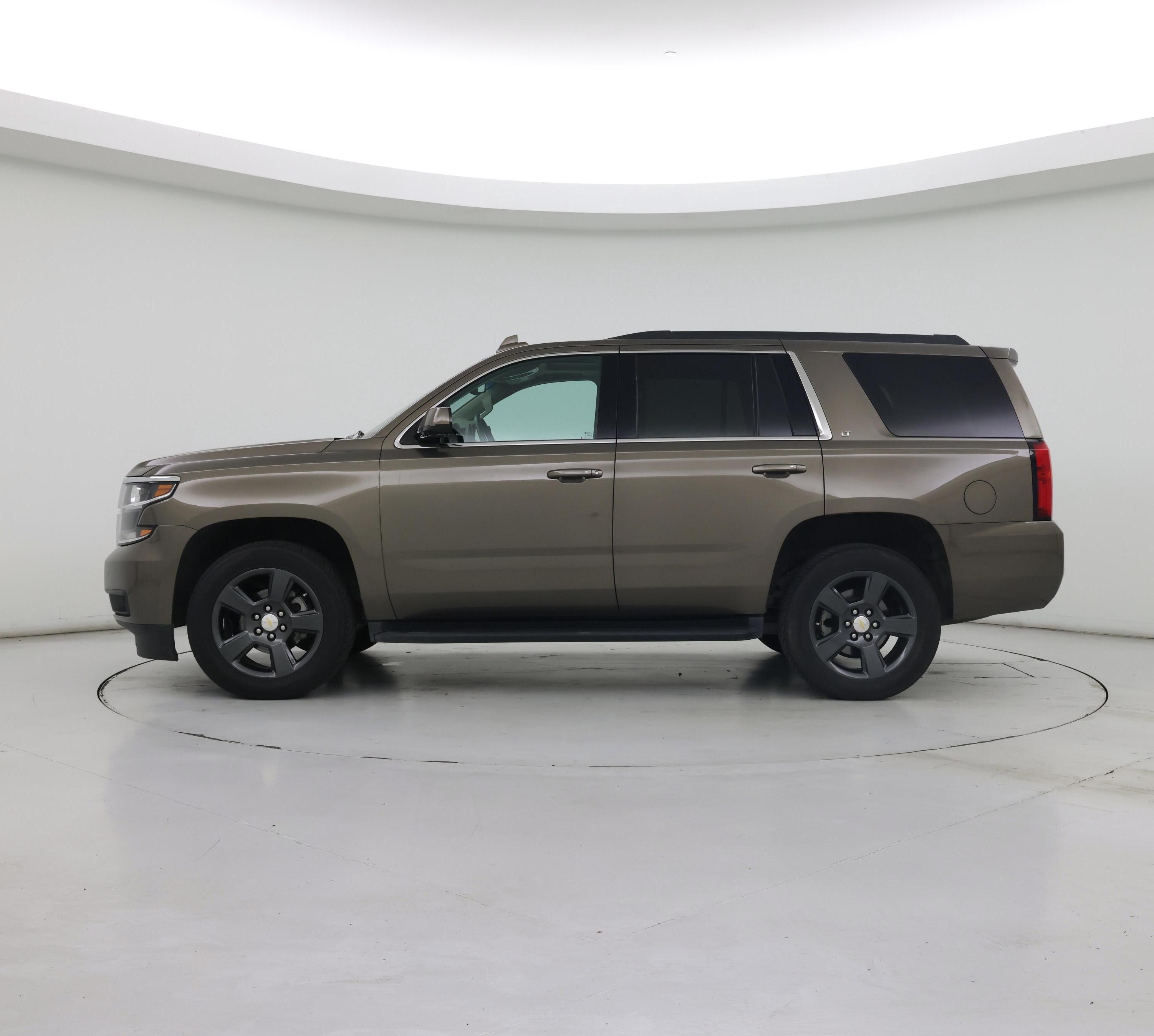 Thumbnail: 2016 Chevrolet Tahoe - 3