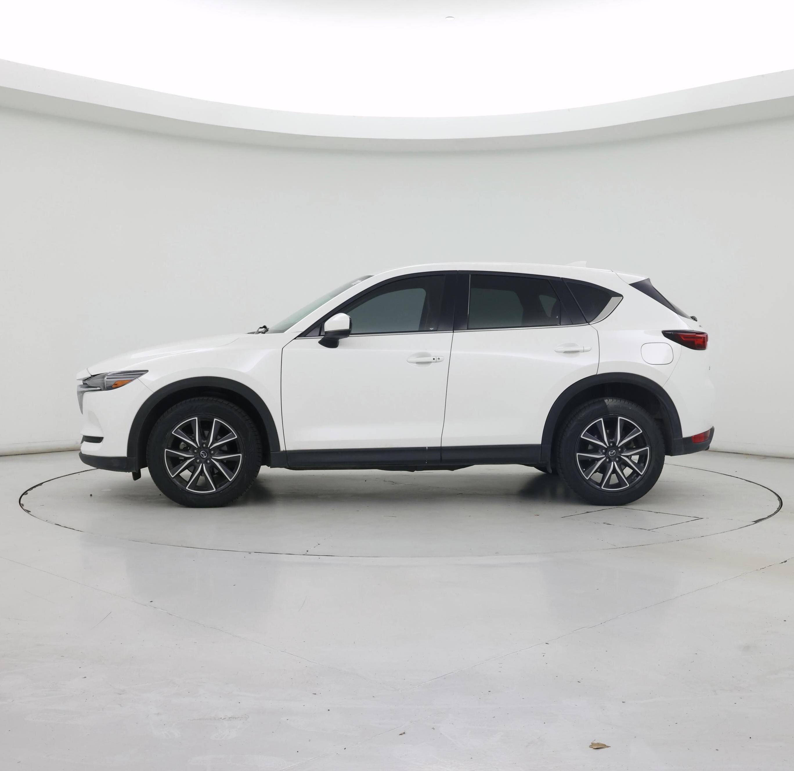 Thumbnail: 2017 Mazda CX-5 - 3