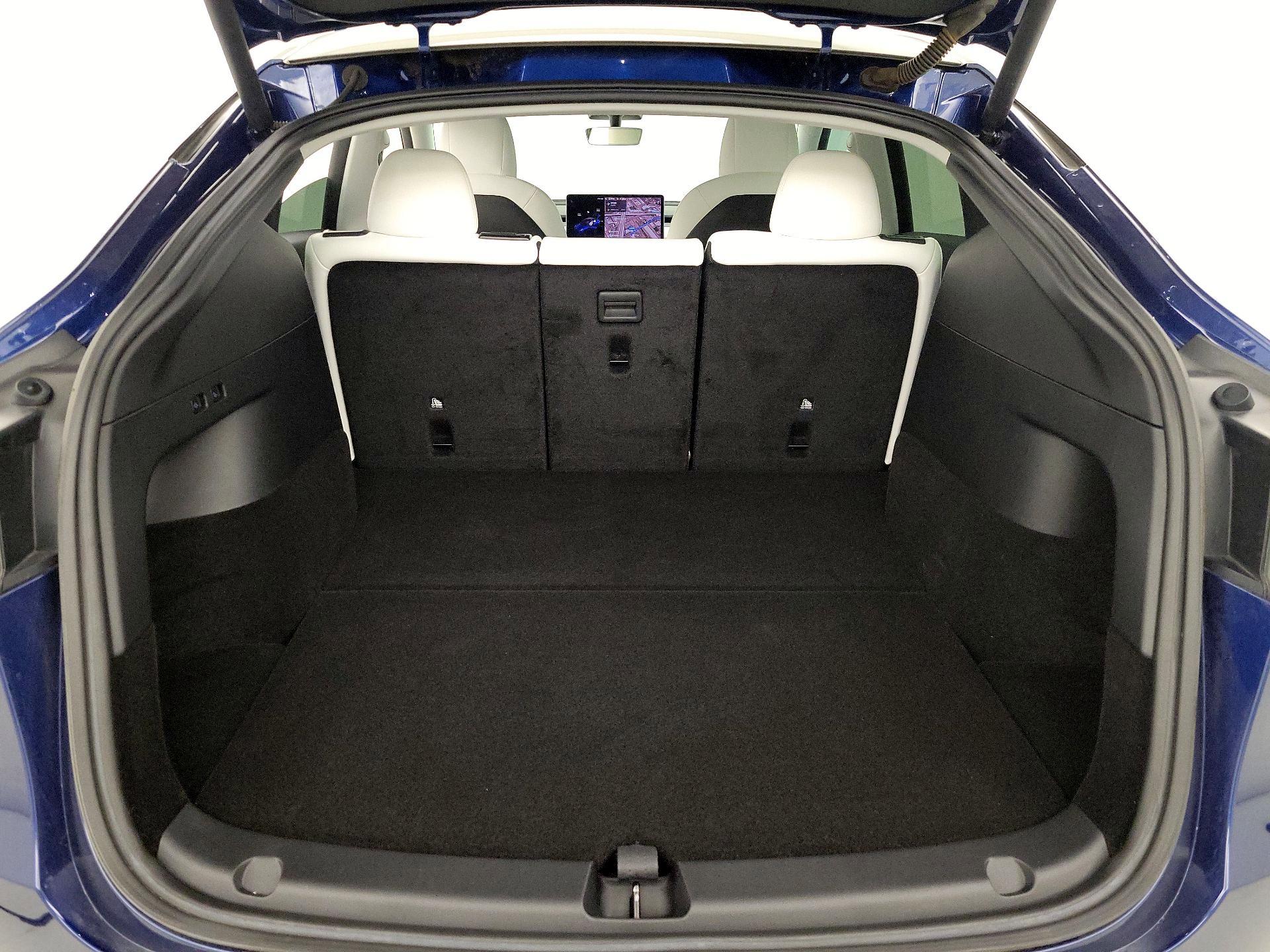 Thumbnail: 2021 Tesla Model Y - 19