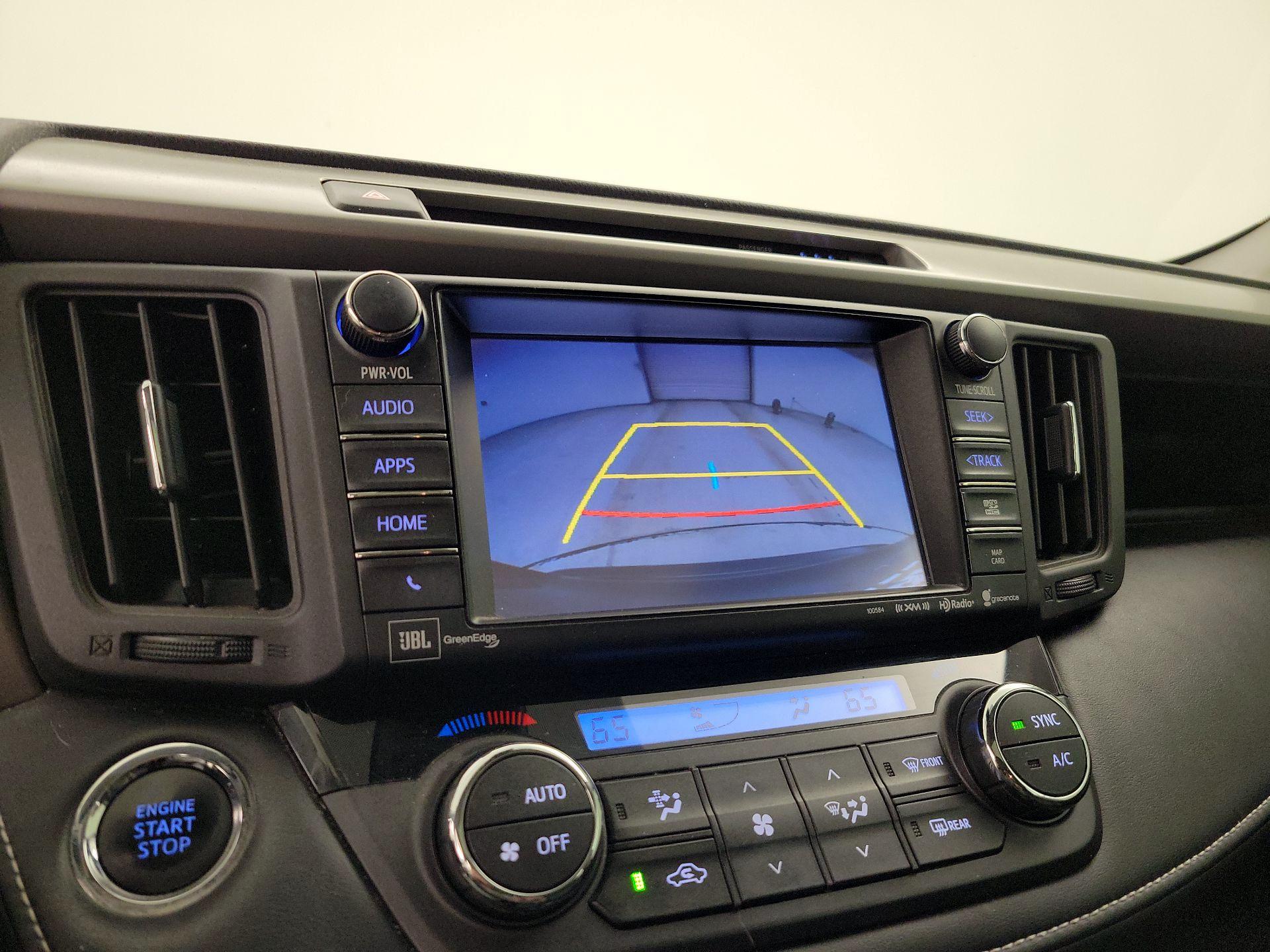 Thumbnail: 2018 Toyota RAV4 - 14