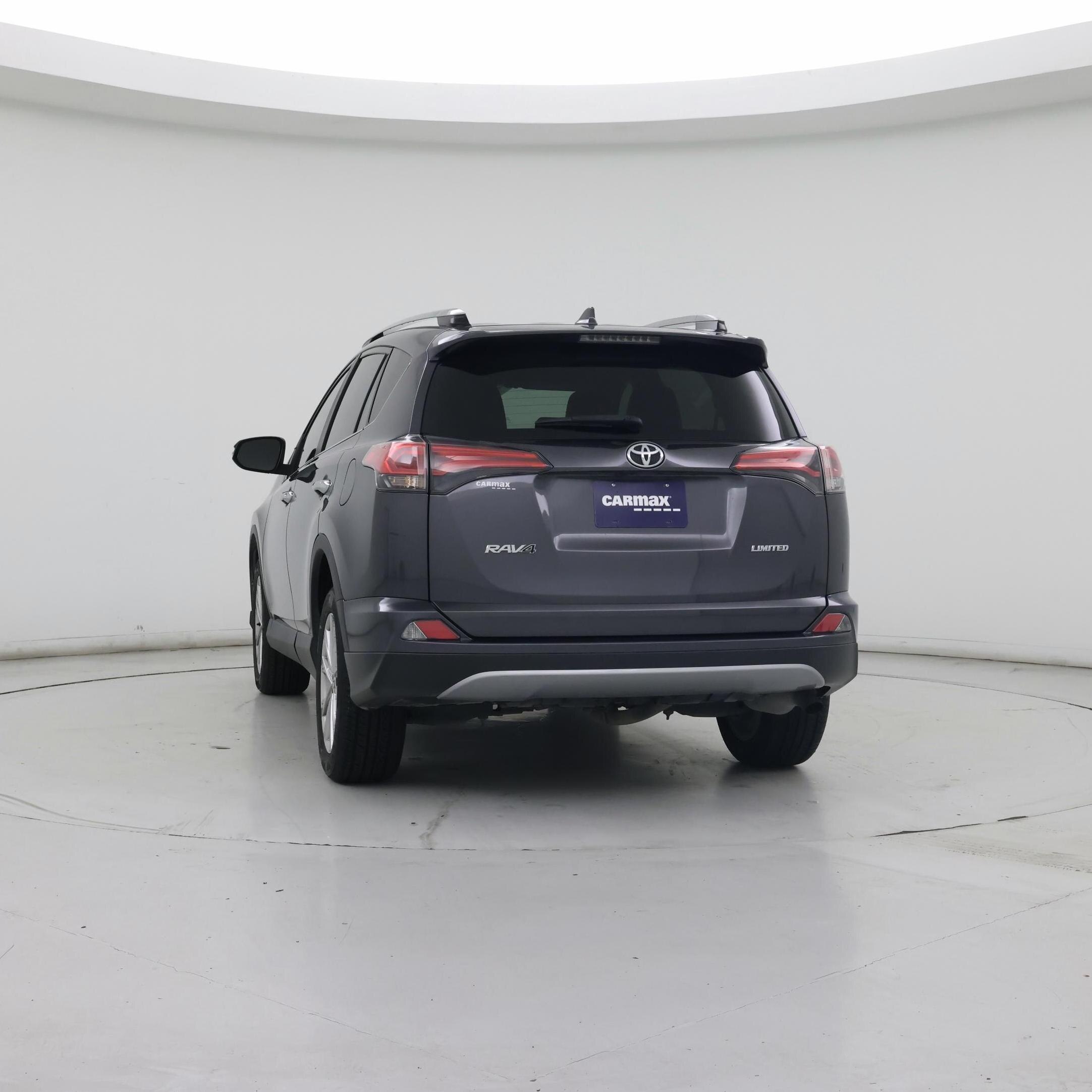 Thumbnail: 2018 Toyota RAV4 - 6