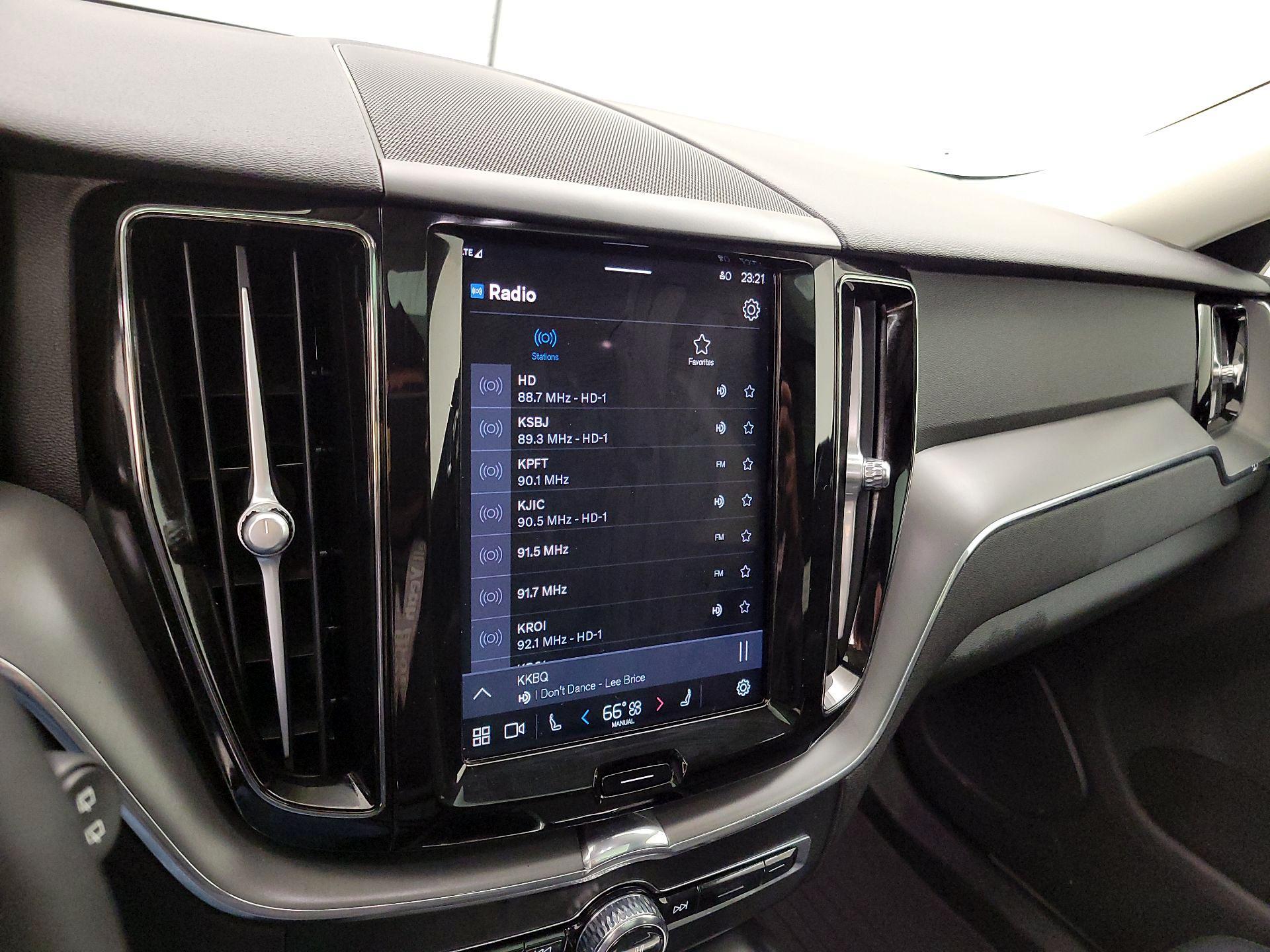 Thumbnail: 2024 Volvo XC60 - 15