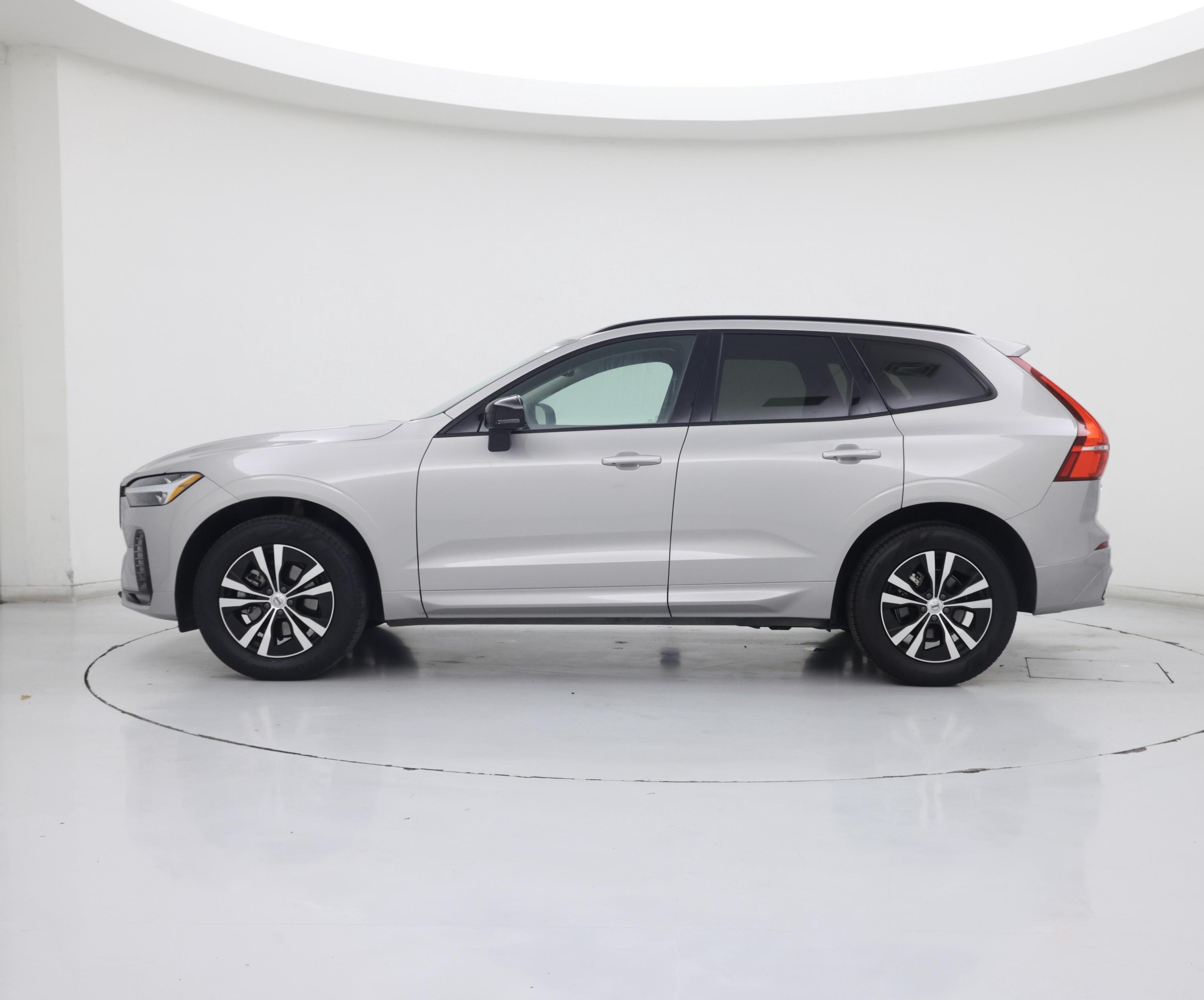 Thumbnail: 2024 Volvo XC60 - 3