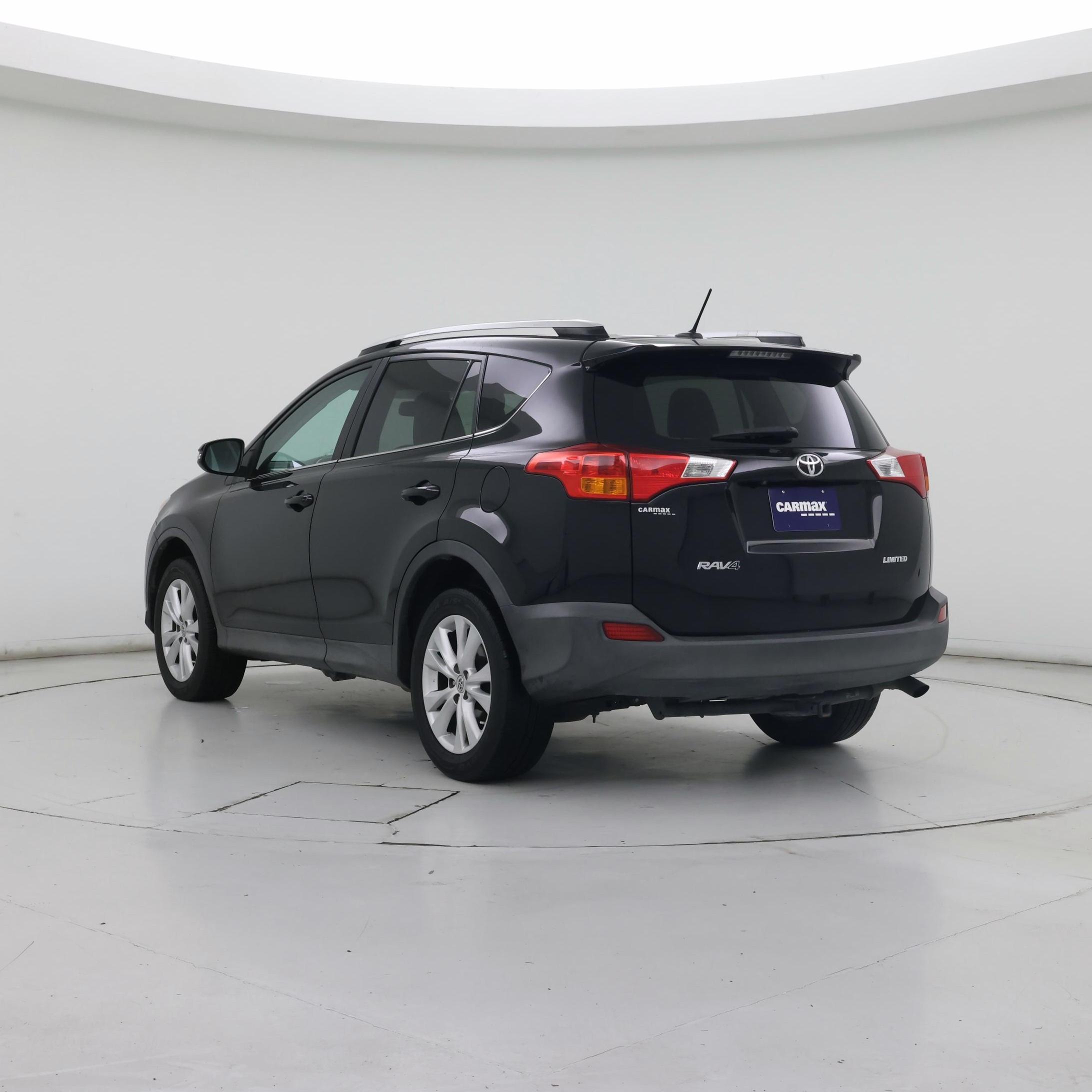 Thumbnail: 2015 Toyota RAV4 - 2
