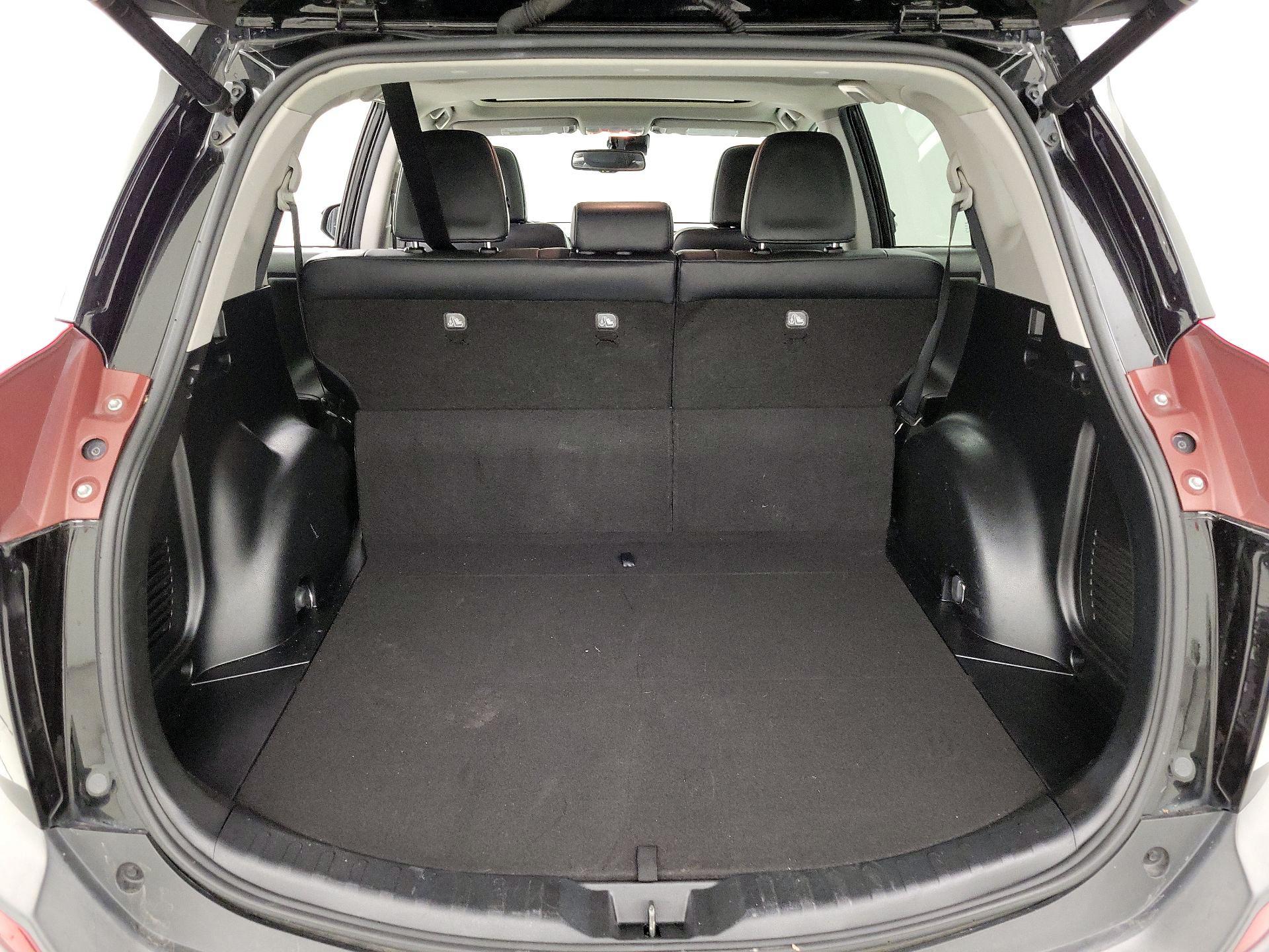 Thumbnail: 2015 Toyota RAV4 - 20