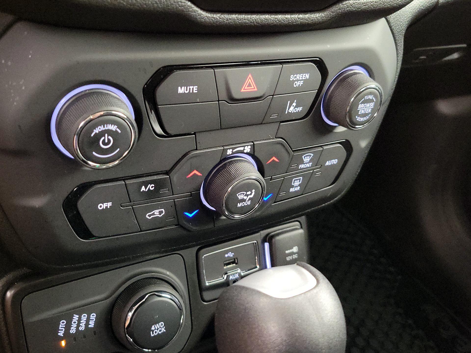 Thumbnail: 2023 Jeep Renegade - 16