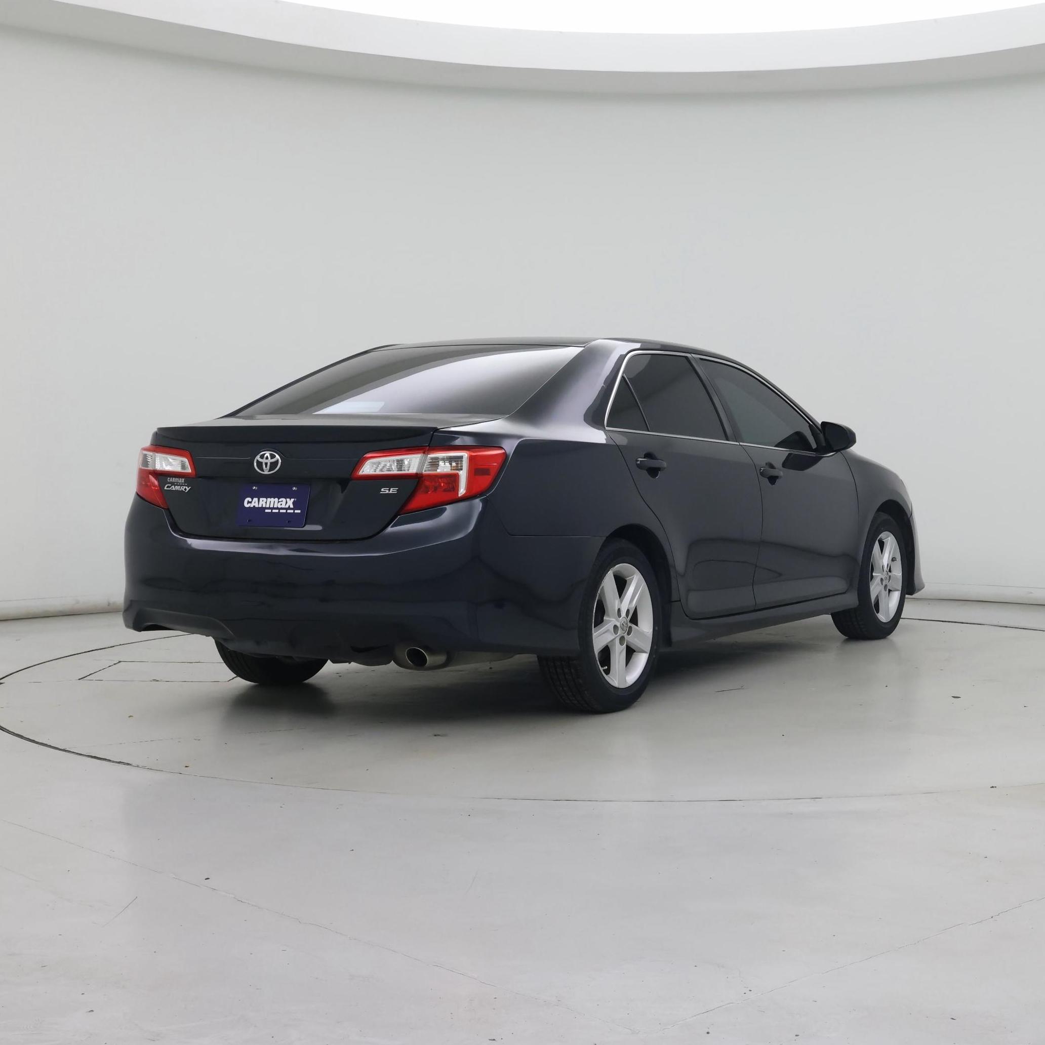 Thumbnail: 2014 Toyota Camry - 8