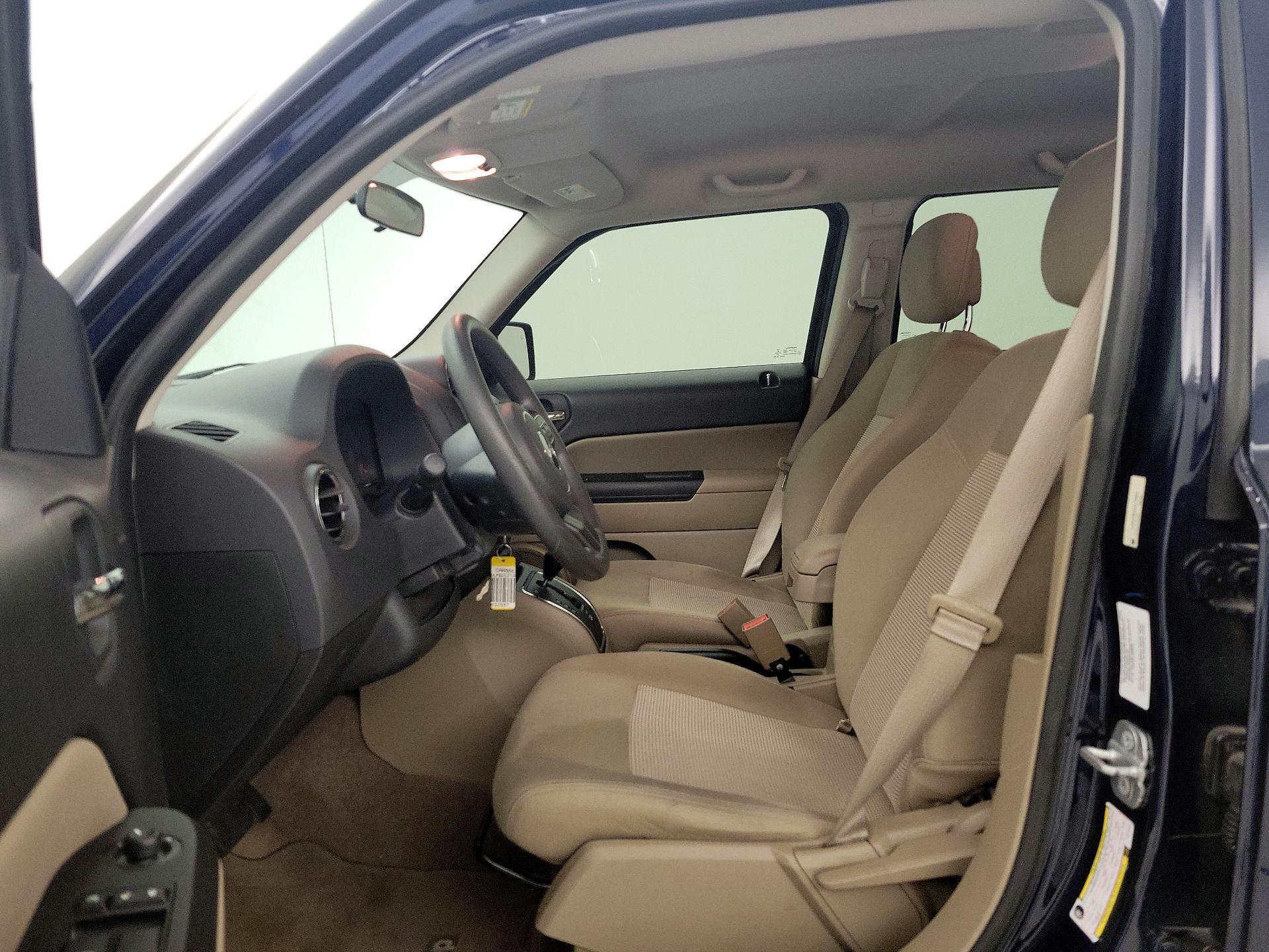 Thumbnail: 2014 Jeep Patriot - 11