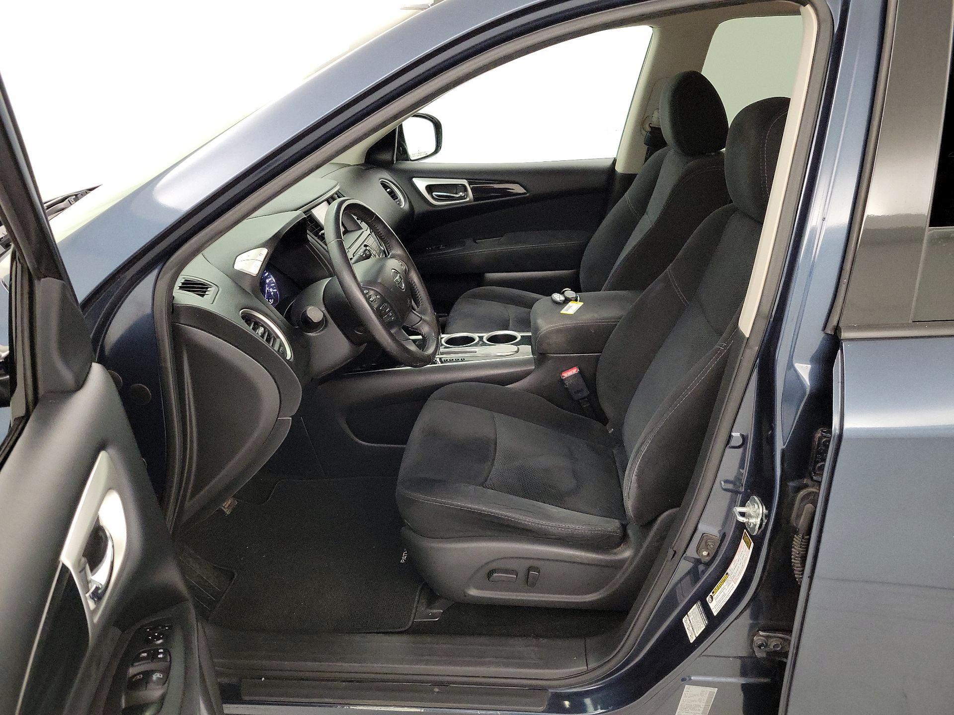 Thumbnail: 2014 Nissan Pathfinder - 11