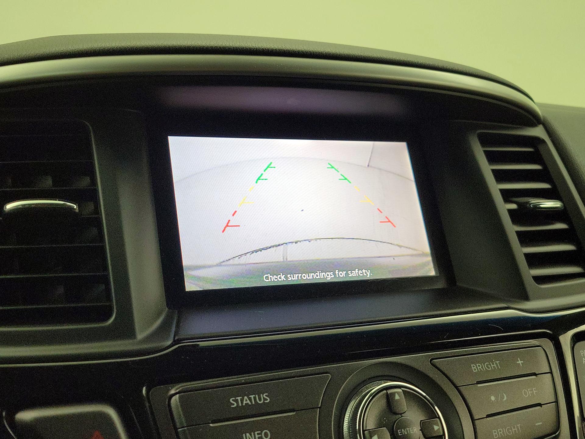 Thumbnail: 2014 Nissan Pathfinder - 14