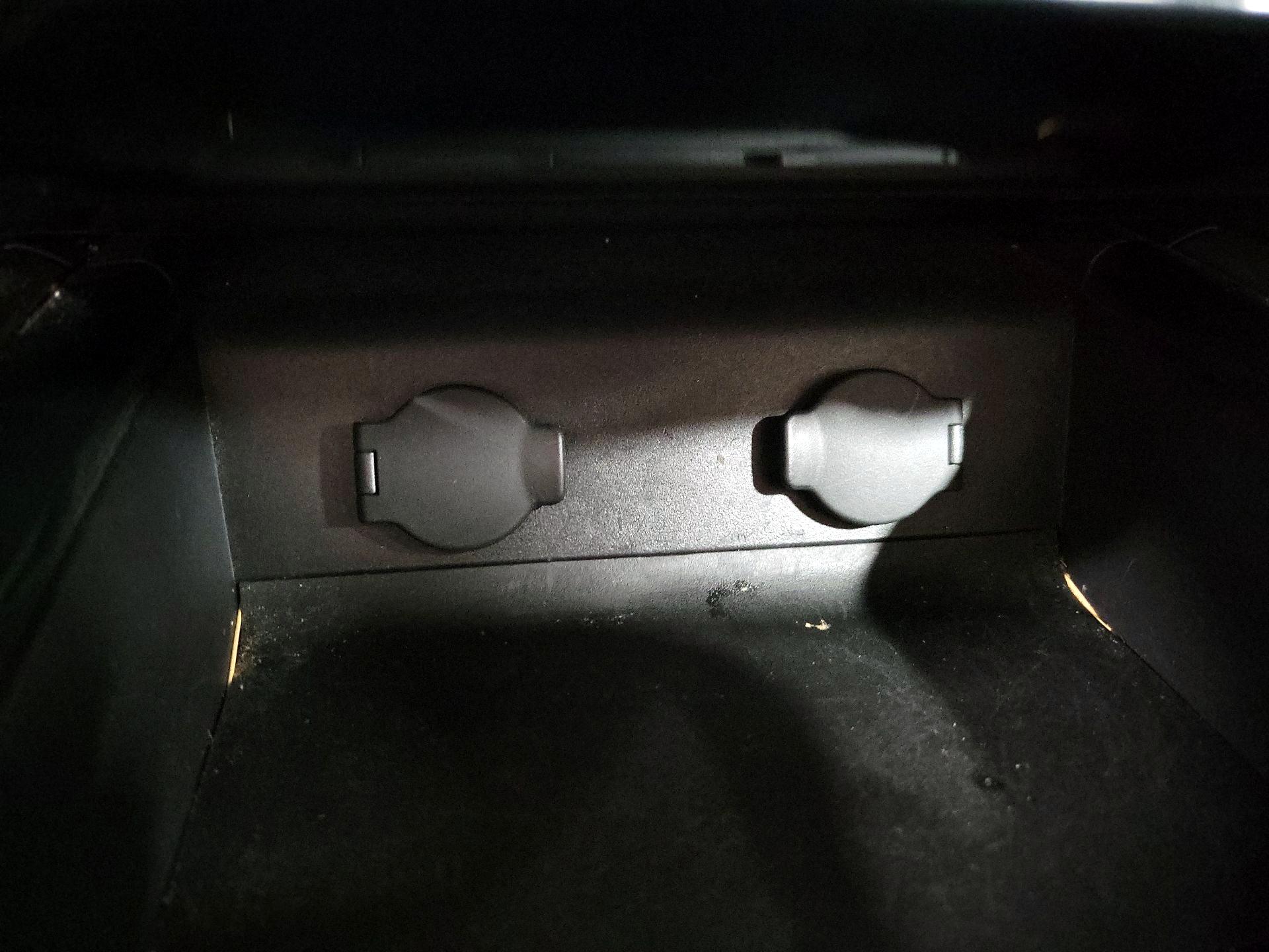 Thumbnail: 2014 Nissan Pathfinder - 18