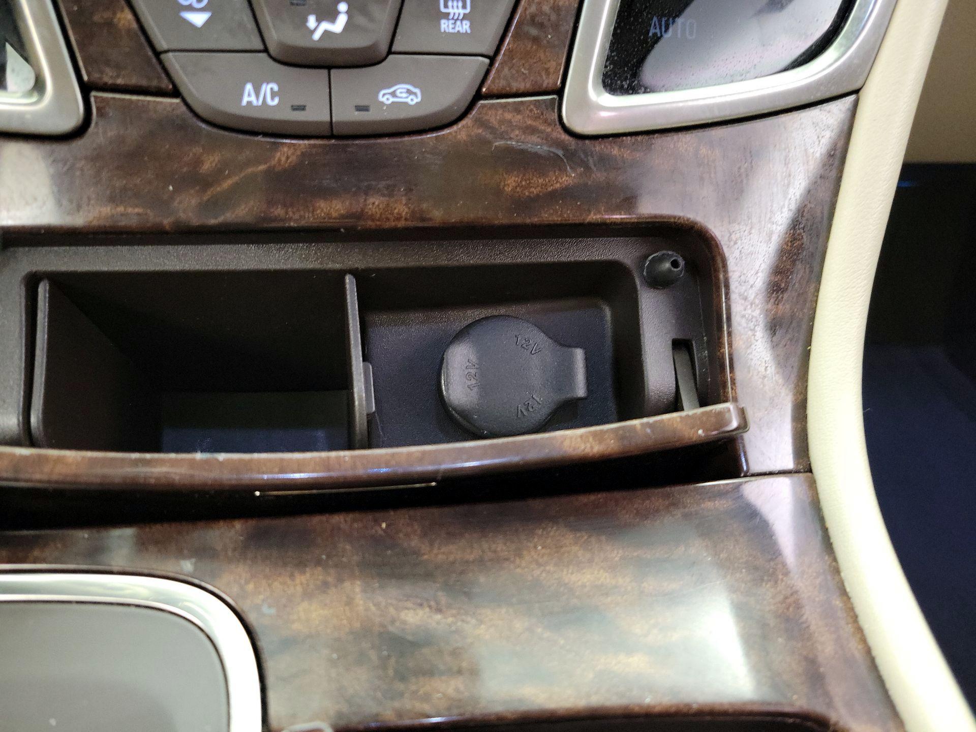 Thumbnail: 2015 Buick LaCrosse - 18