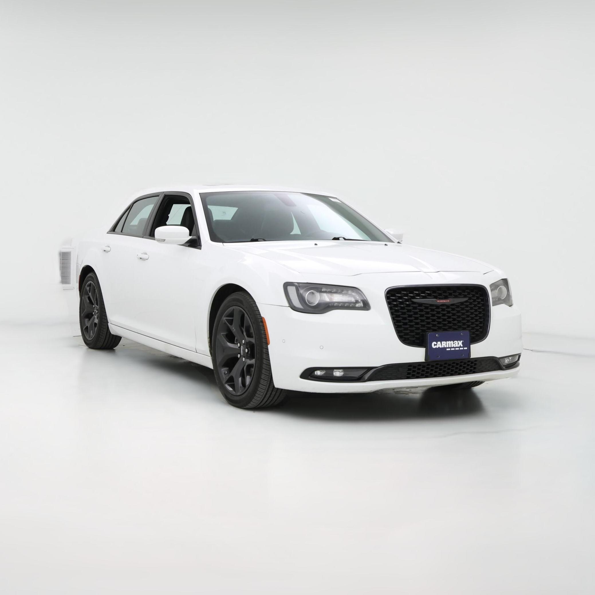 Thumbnail: 2022 Chrysler 300 - 1