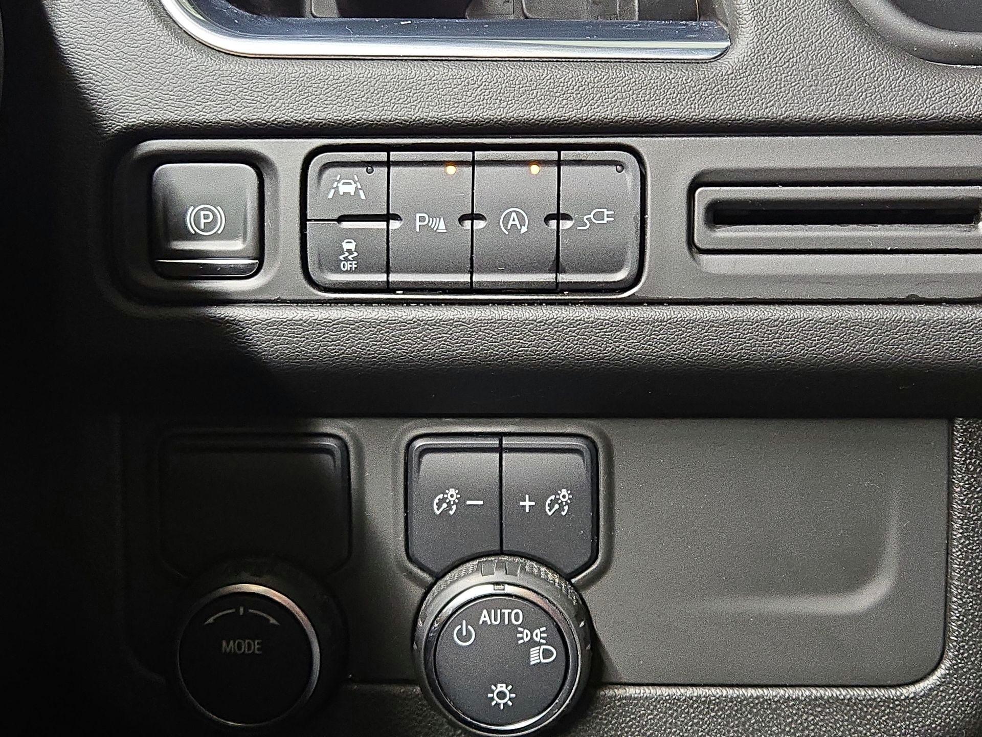 Thumbnail: 2021 Chevrolet Tahoe - 13