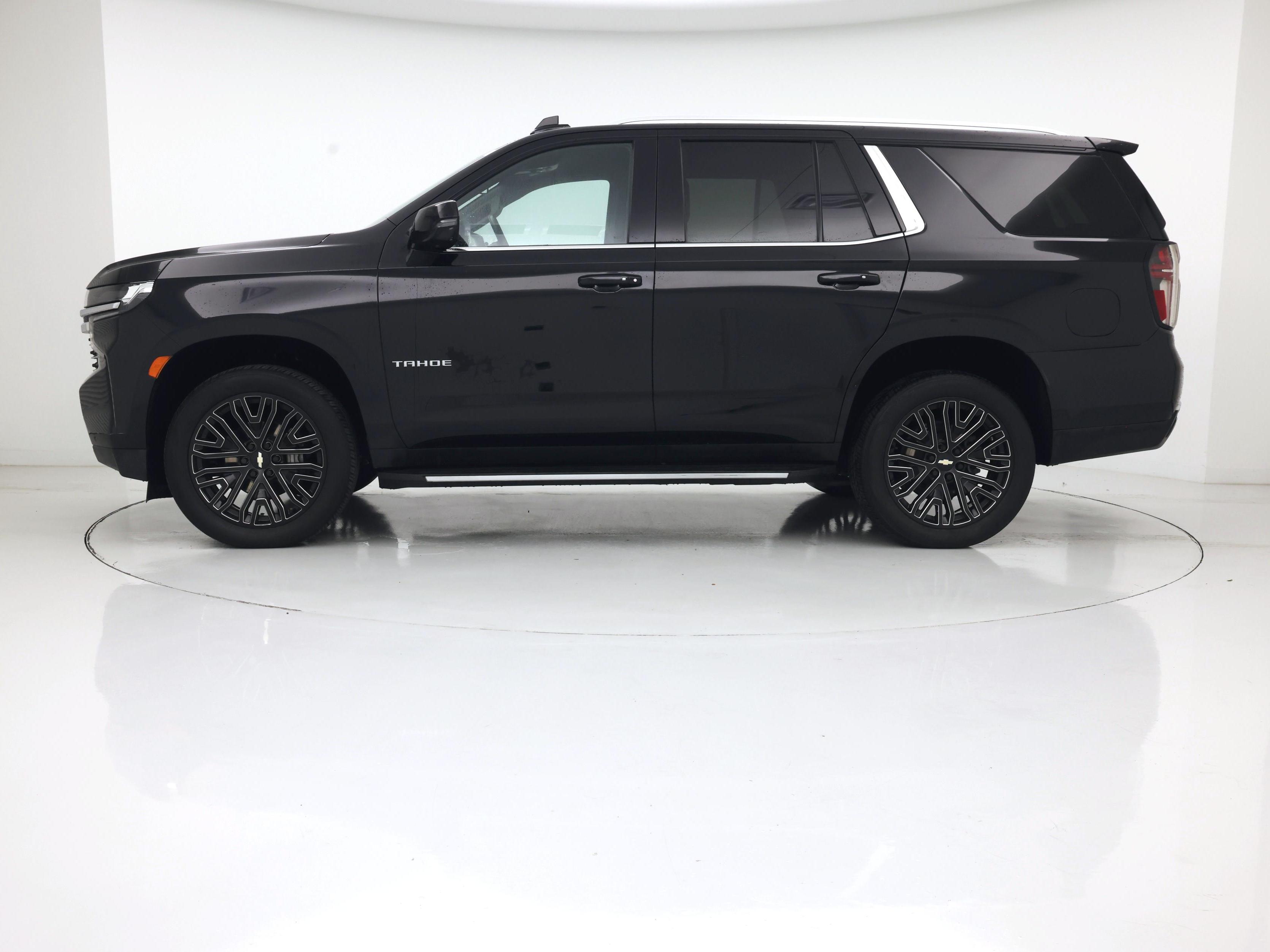Thumbnail: 2021 Chevrolet Tahoe - 3