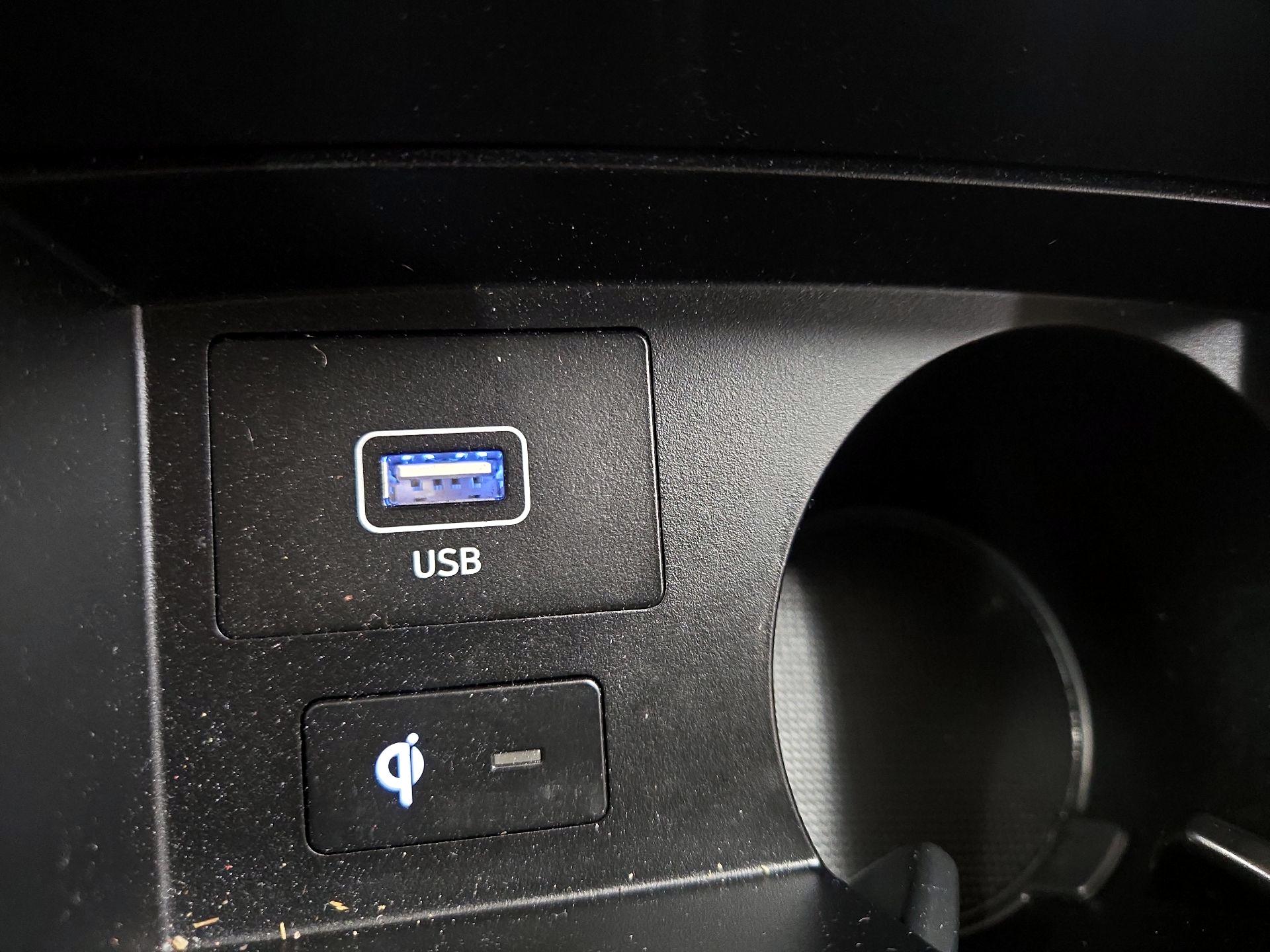 Thumbnail: 2023 Hyundai Santa Fe - 19