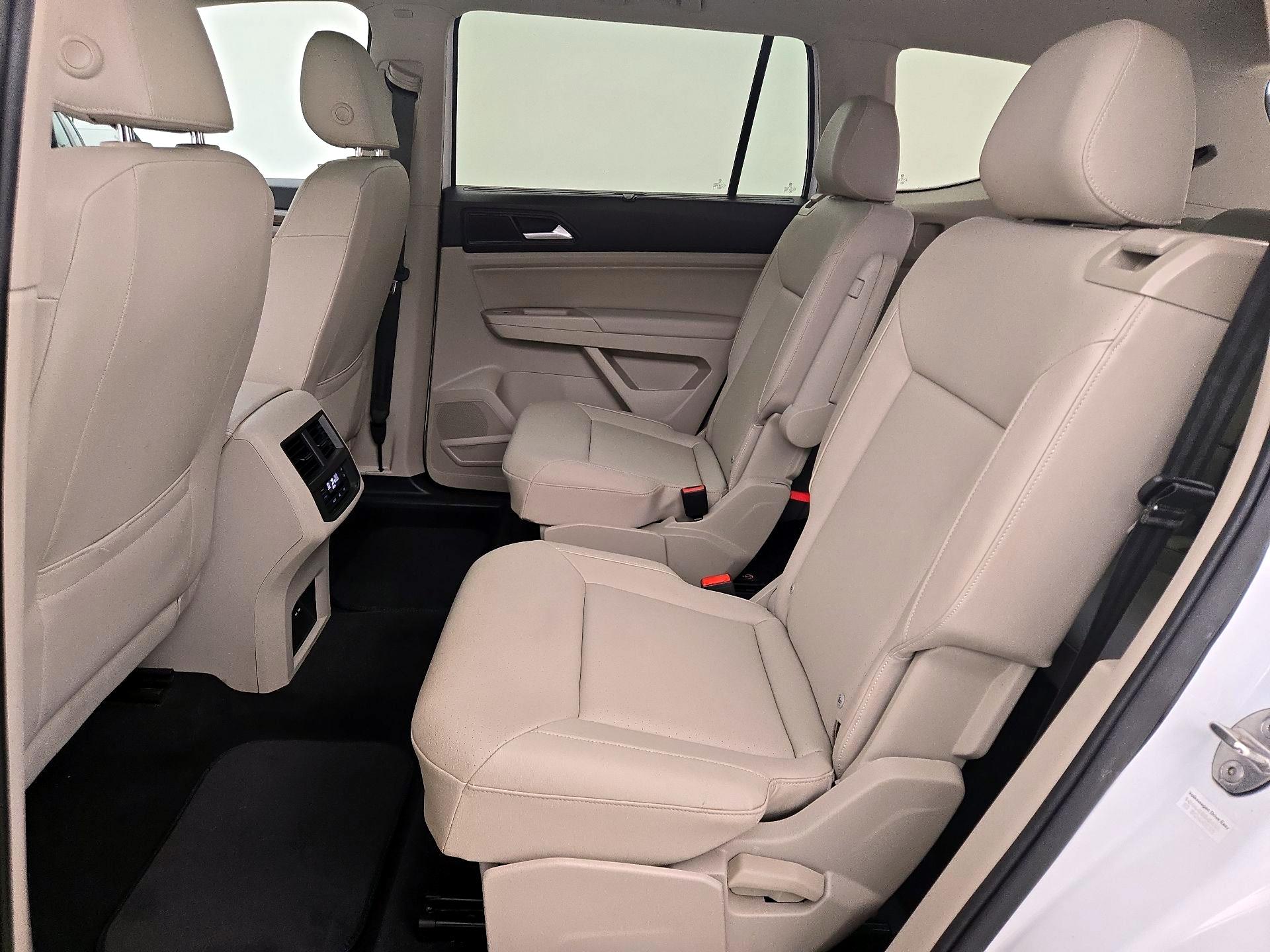 Thumbnail: 2021 Volkswagen Atlas - 20