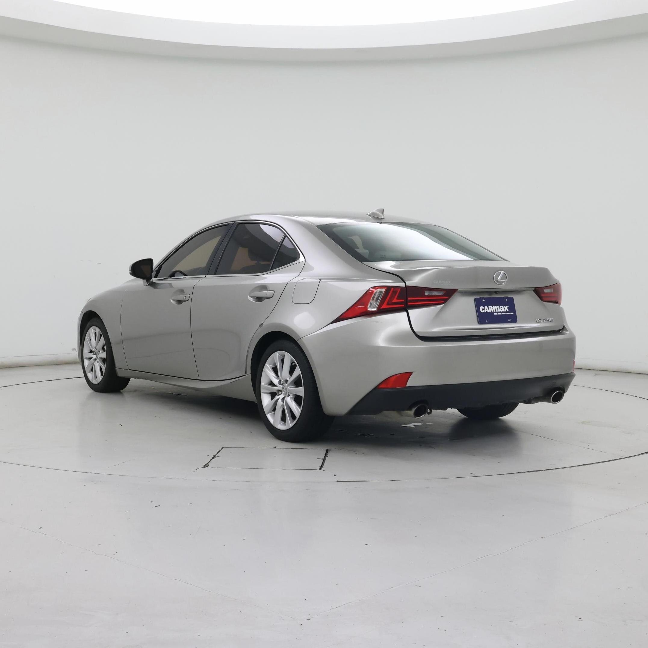 Thumbnail: 2015 Lexus IS - 2