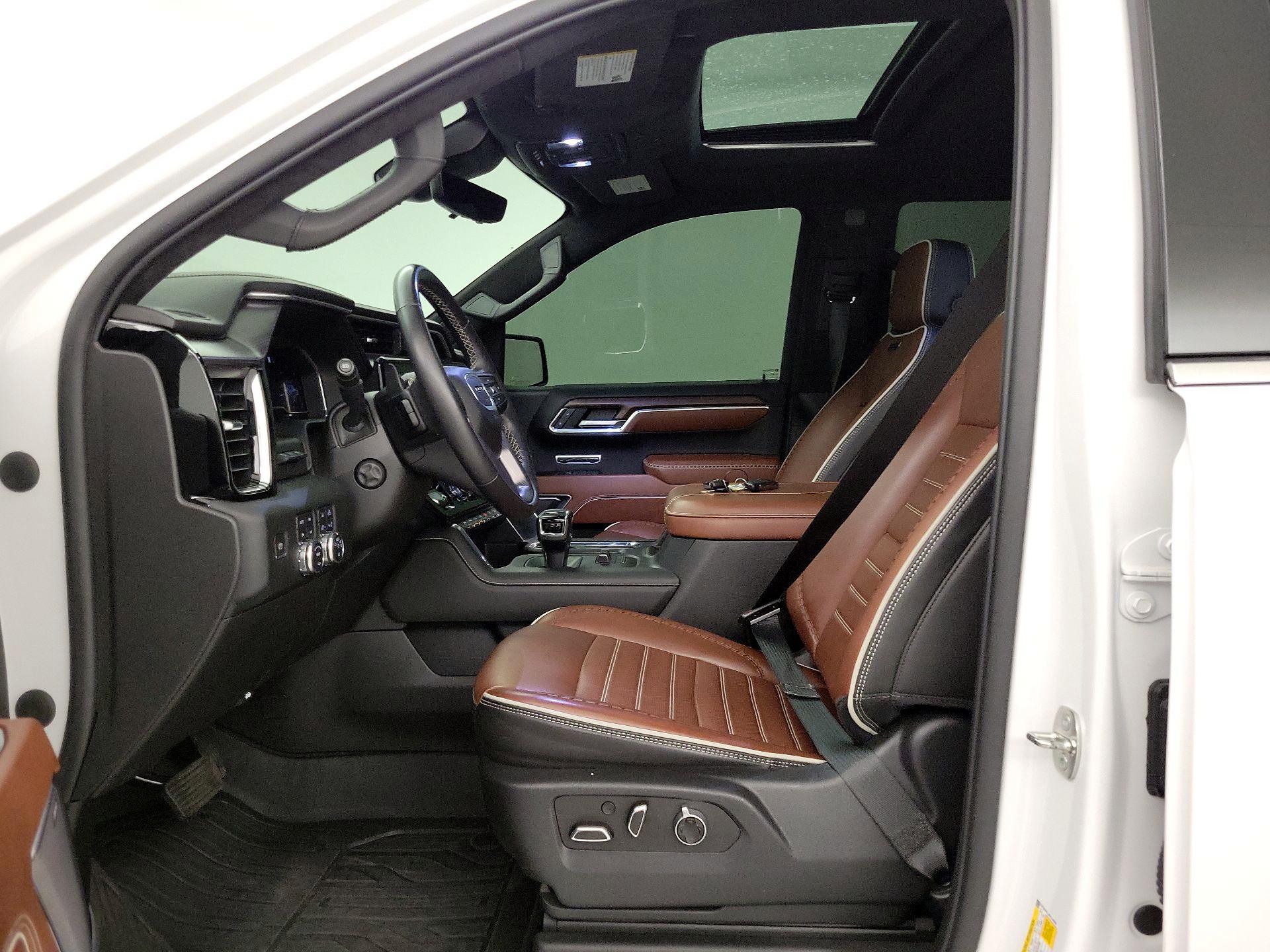 Thumbnail: 2023 GMC Sierra 1500 - 11