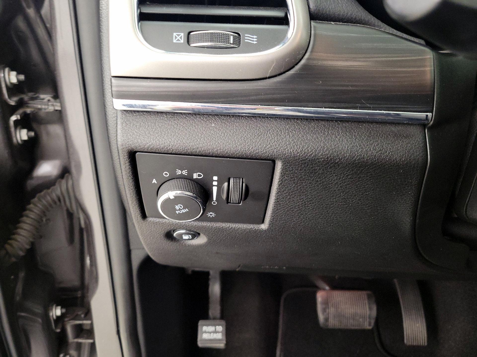 Thumbnail: 2021 Jeep Grand Cherokee - 13