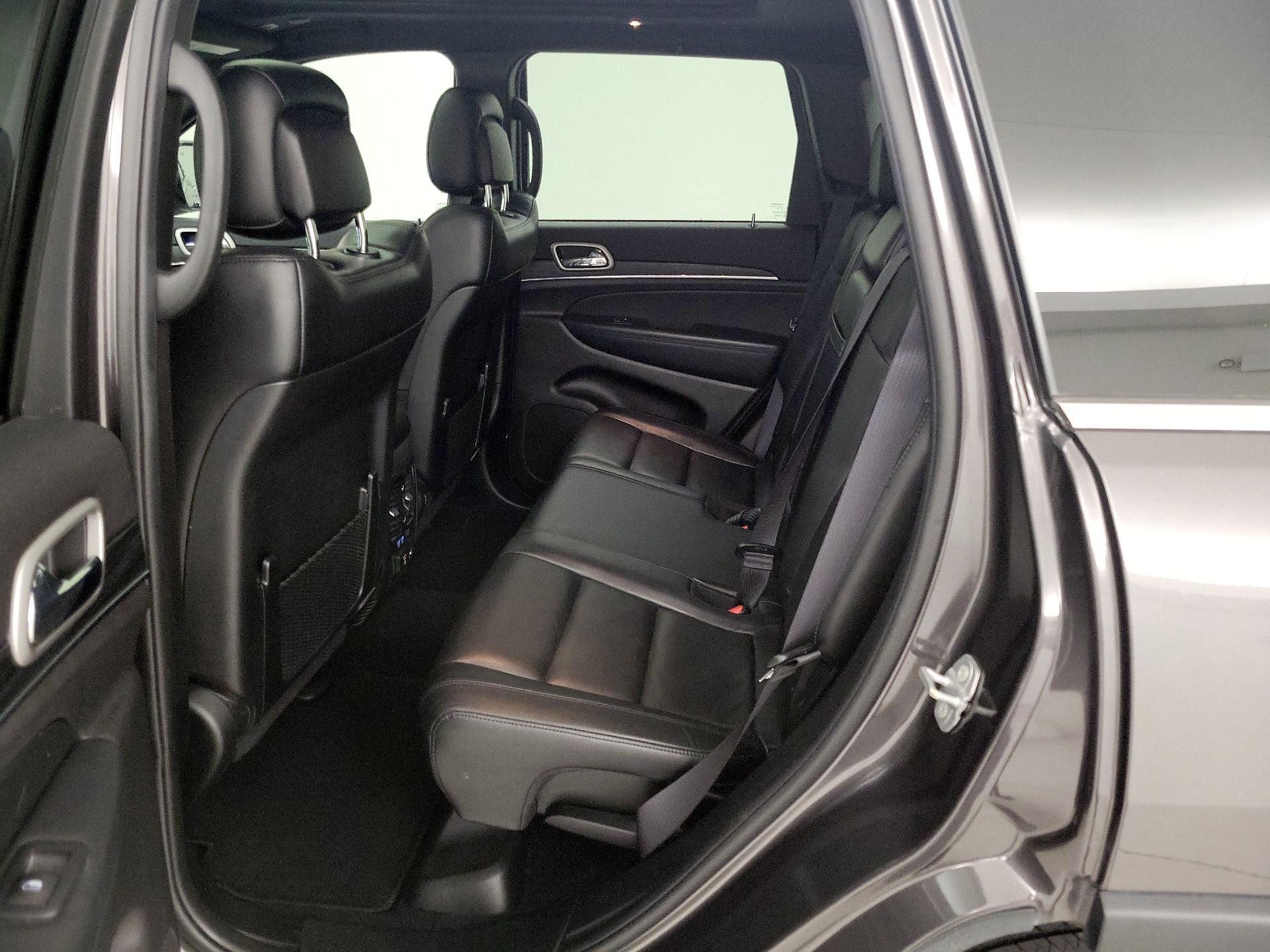 Thumbnail: 2021 Jeep Grand Cherokee - 19