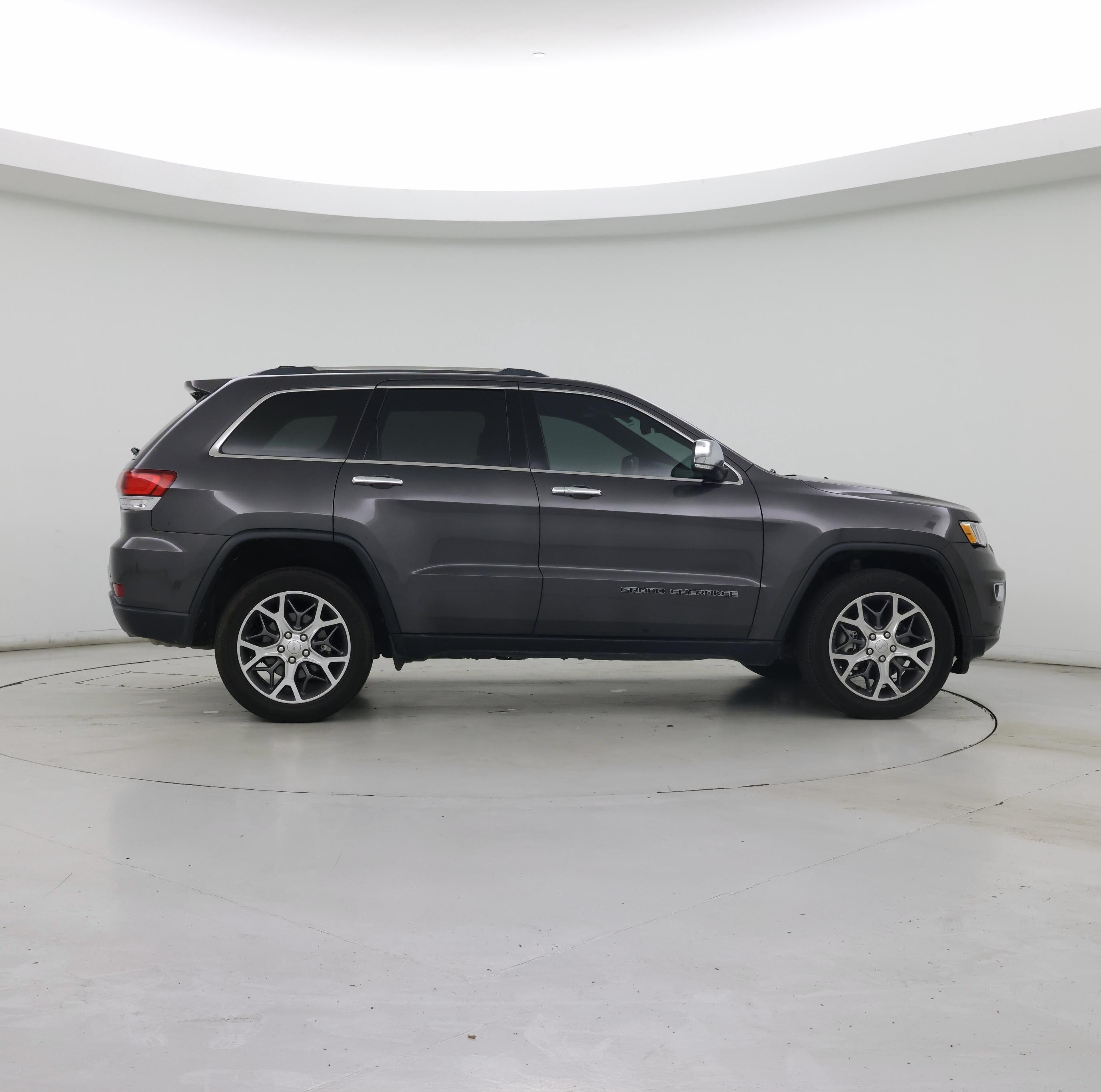 Thumbnail: 2021 Jeep Grand Cherokee - 7