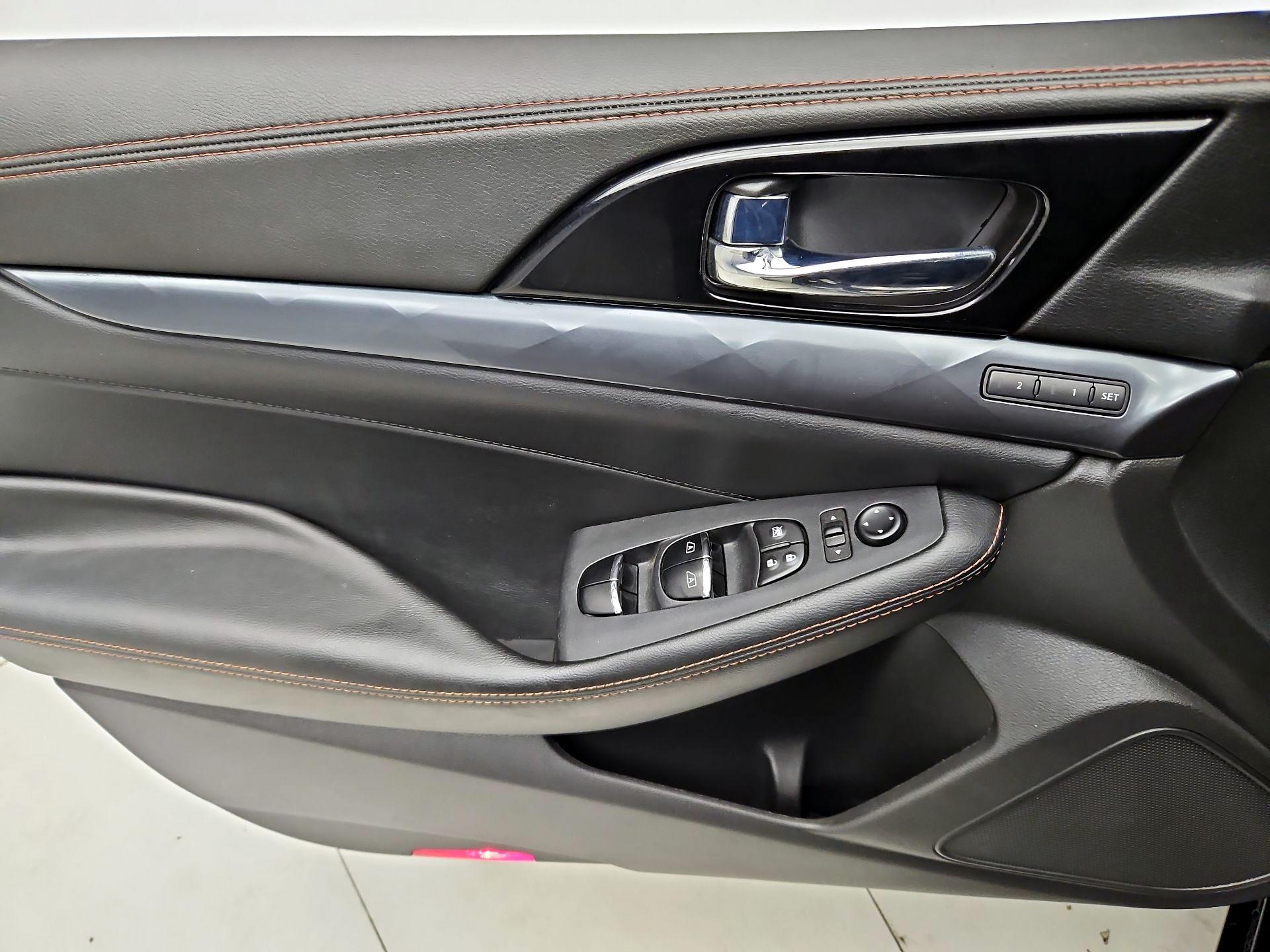 Thumbnail: 2020 Nissan Maxima - 12