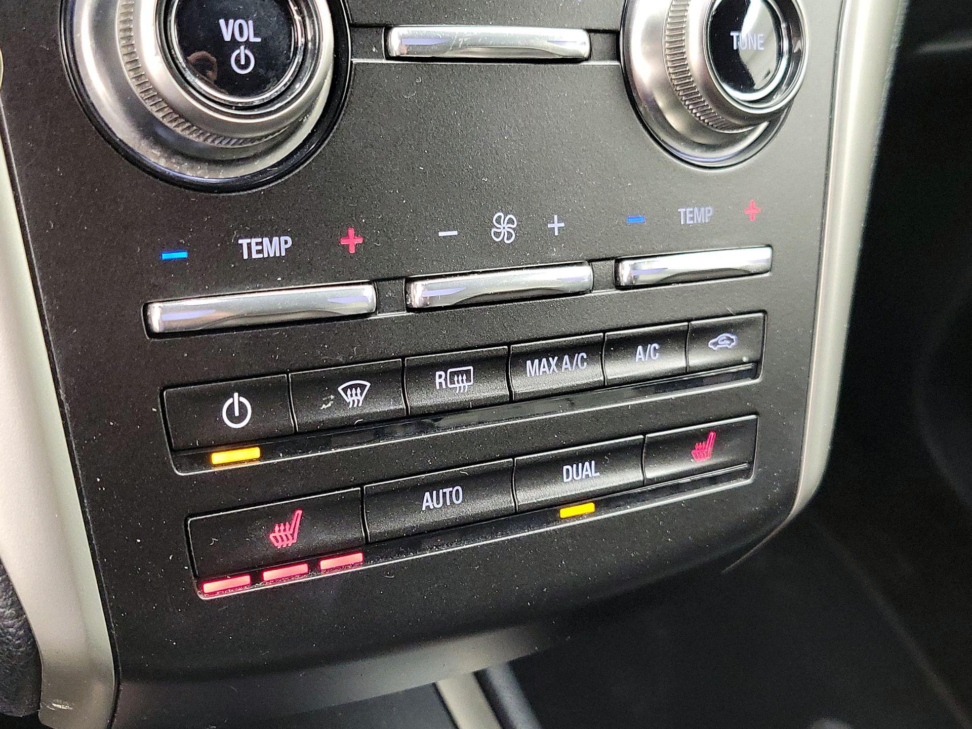 Thumbnail: 2019 Lincoln MKC - 16