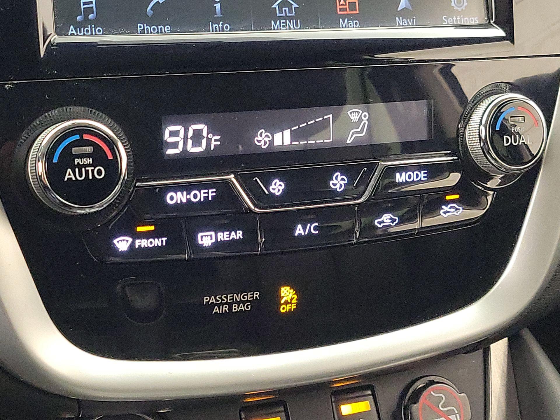 Thumbnail: 2016 Nissan Murano - 17