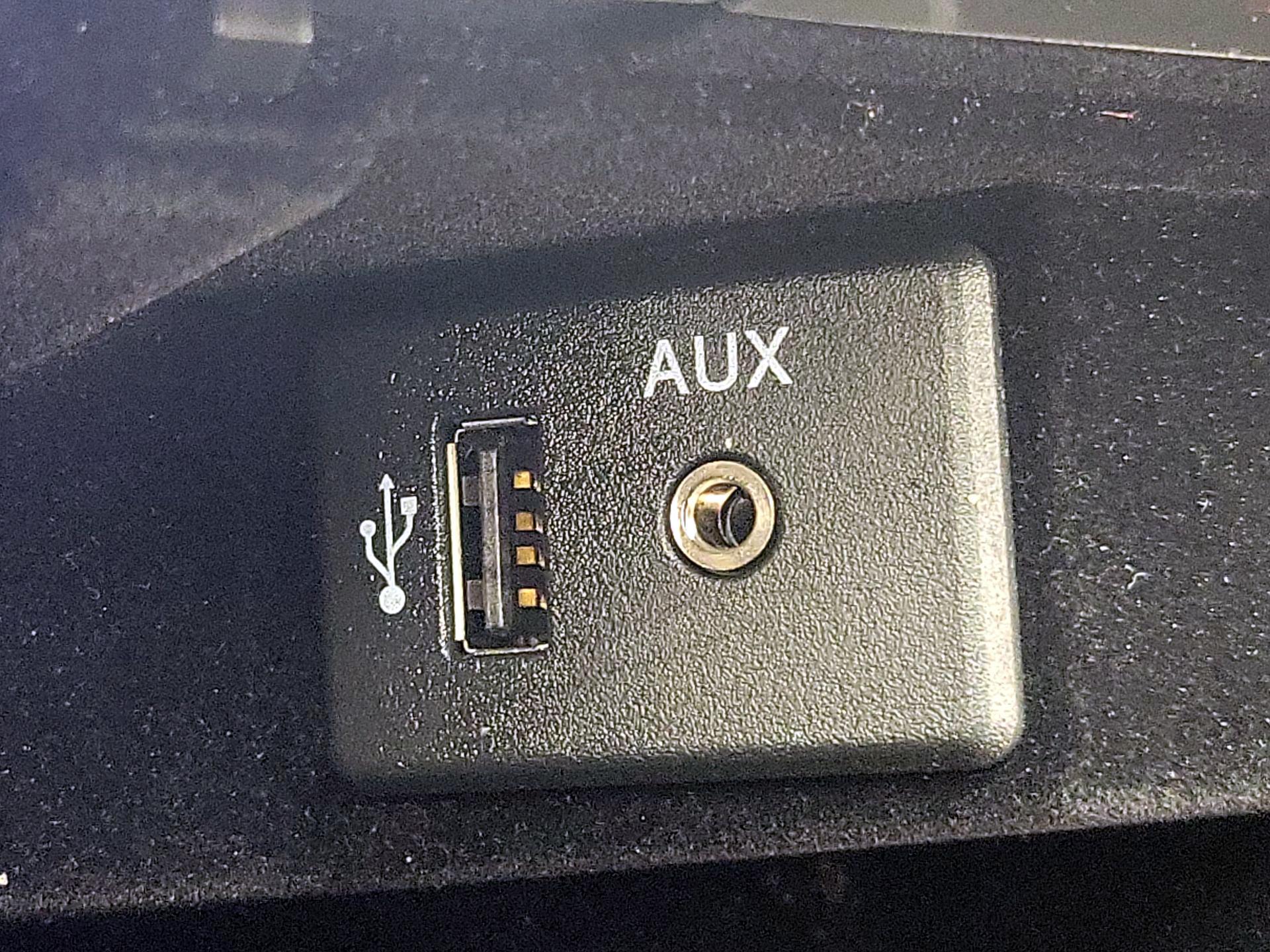 Thumbnail: 2016 Nissan Murano - 19