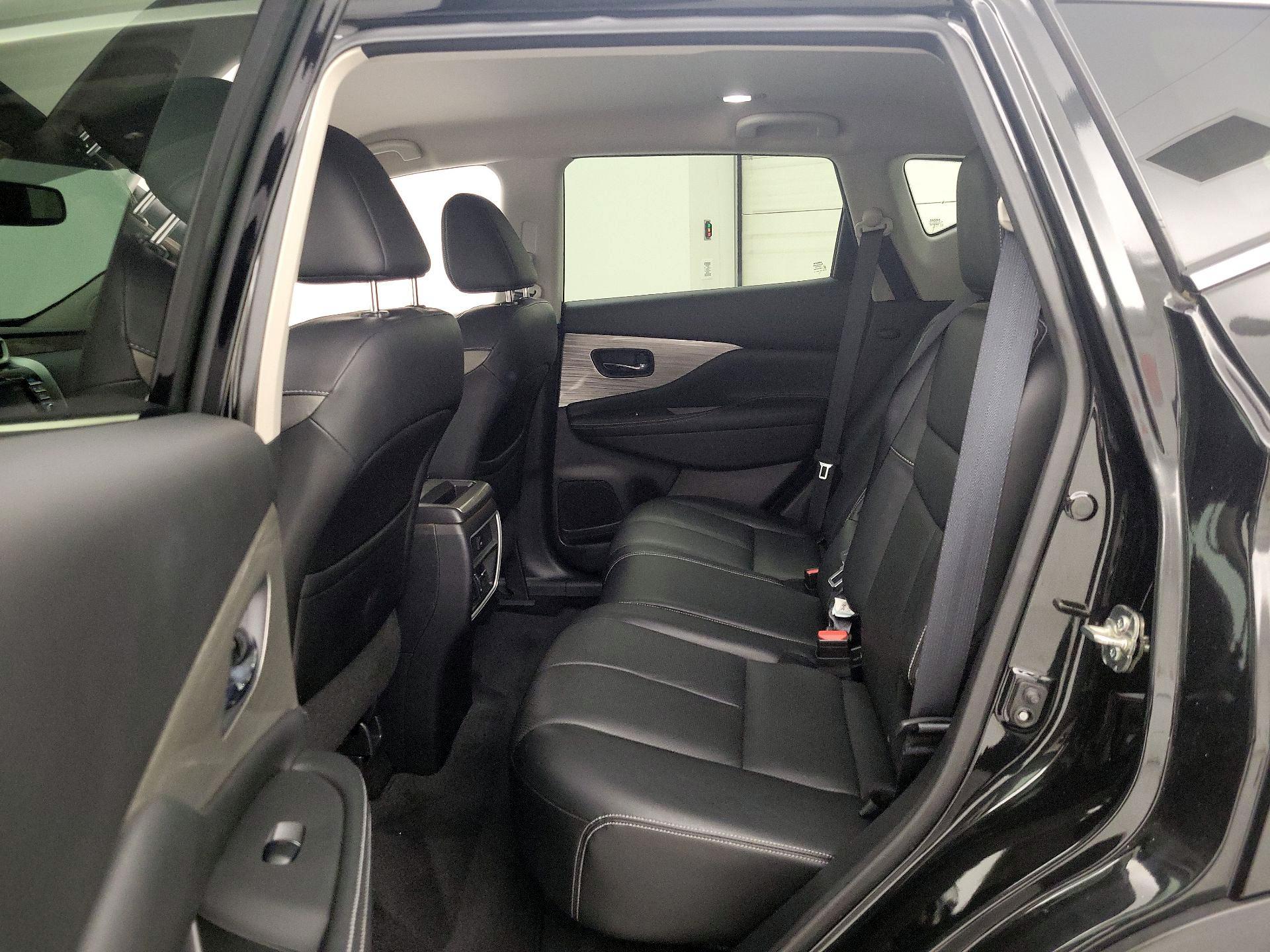 Thumbnail: 2016 Nissan Murano - 20