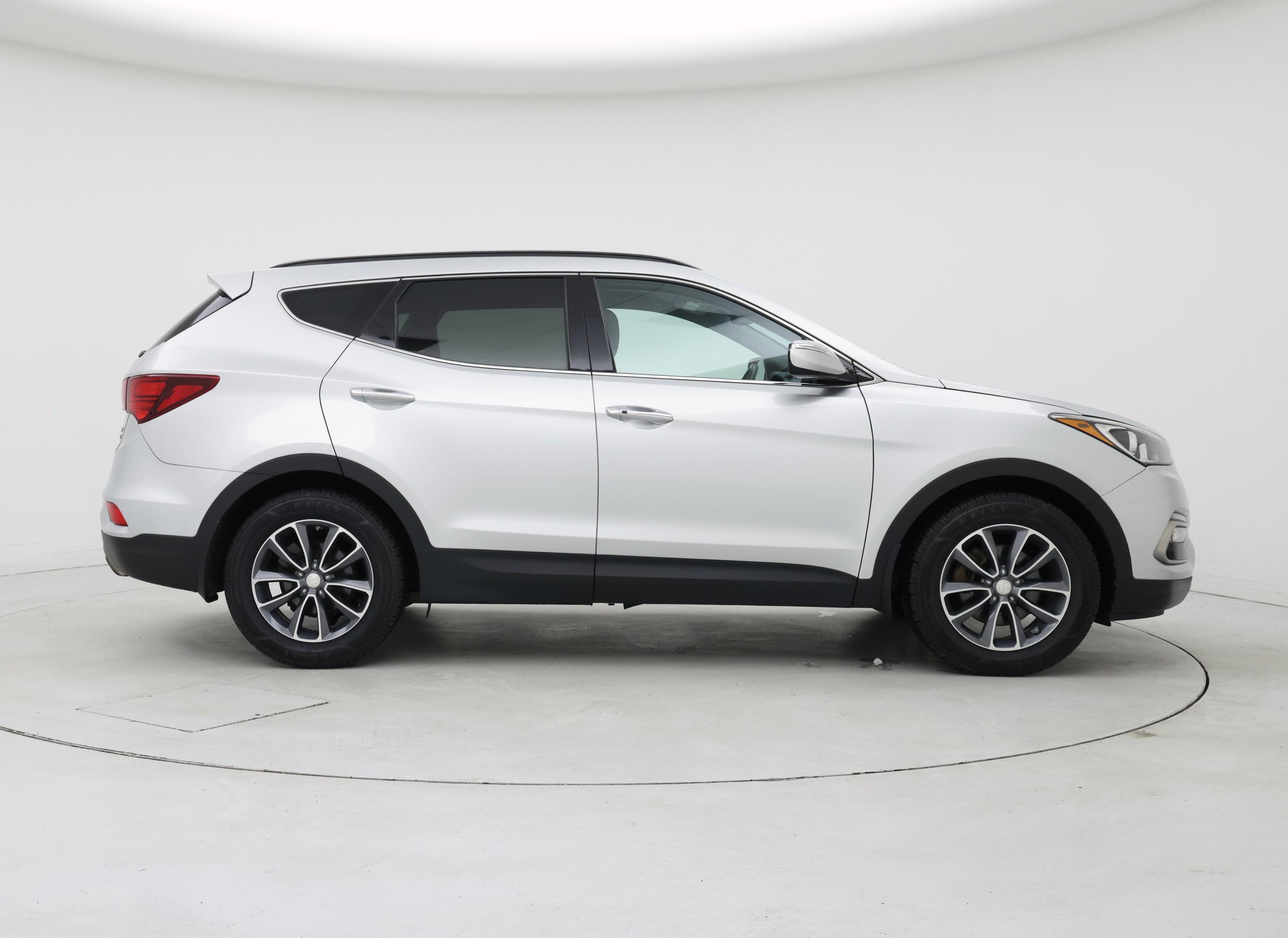 Thumbnail: 2018 Hyundai Santa Fe - 7